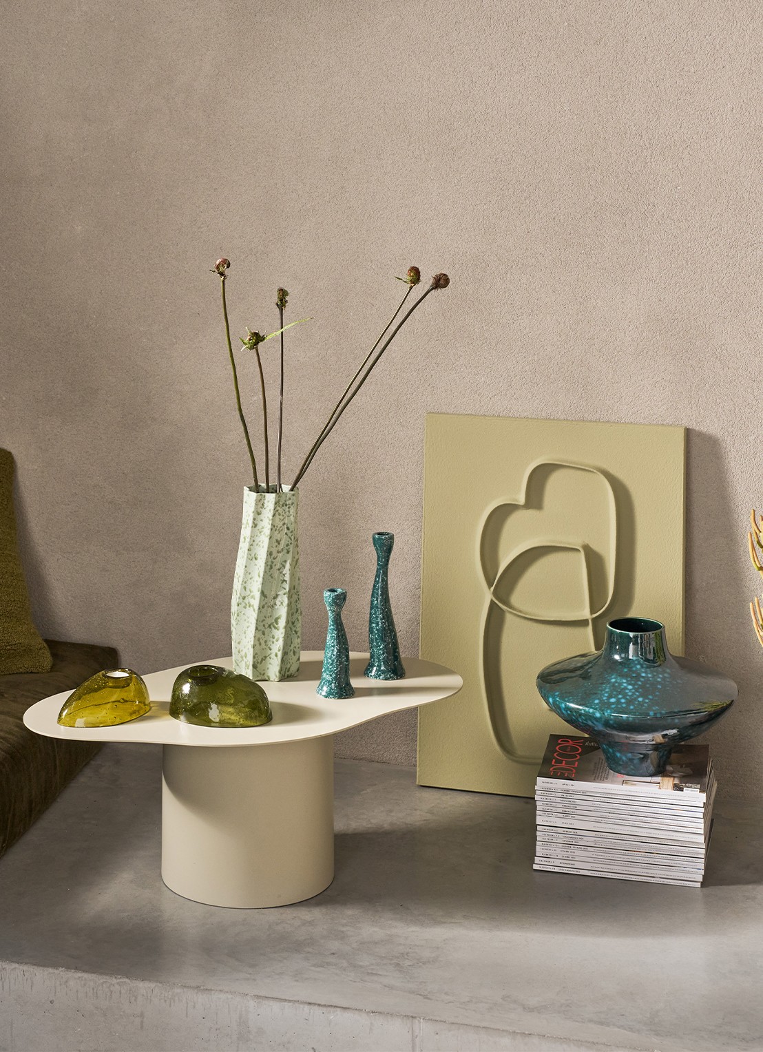Urban Nature Culture Grace kandelaar 24,5 cm - voorkant 4 groen