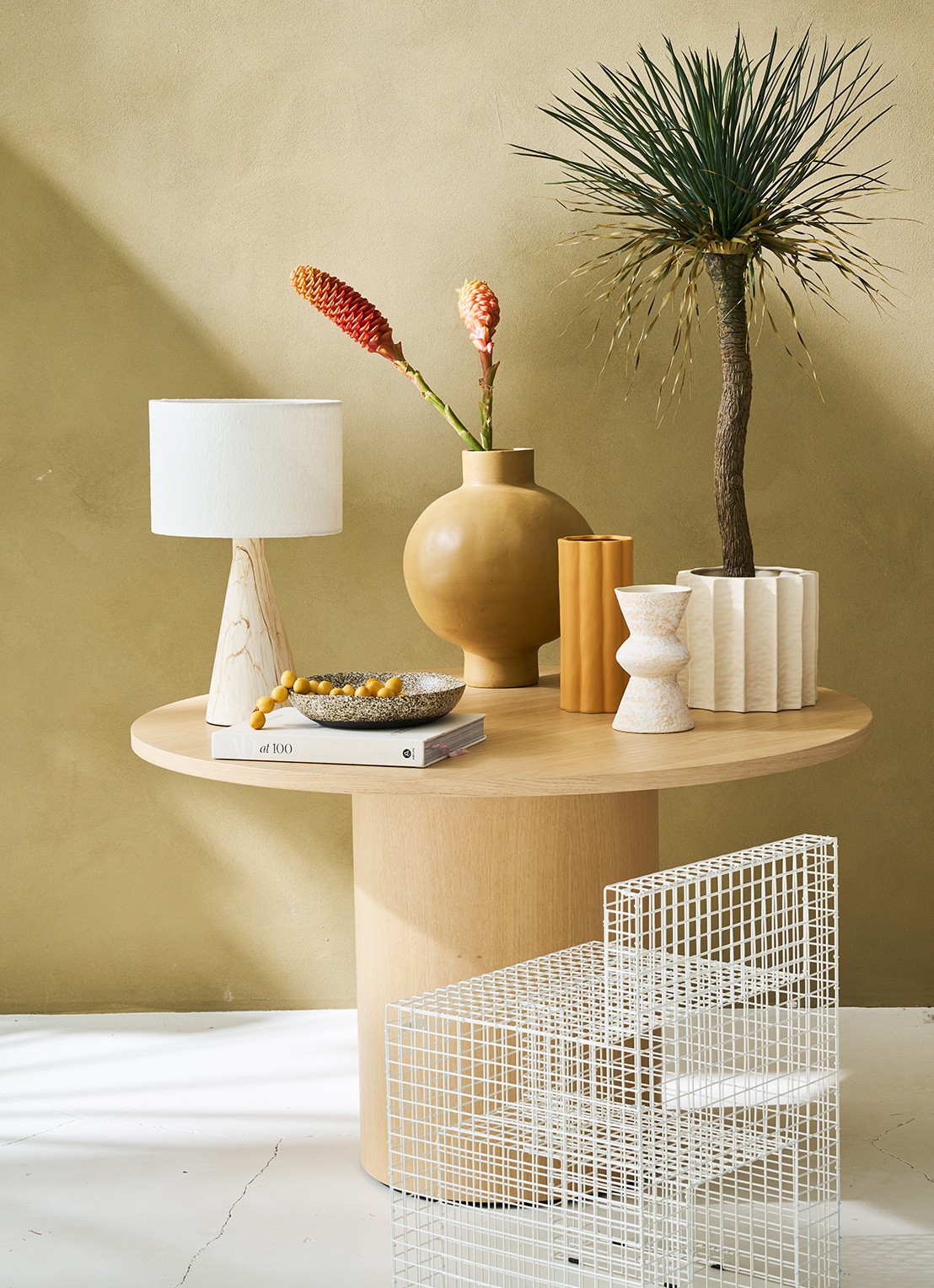 Urban Nature Culture Ilo vaas 40 cm - voorkant 2 beige