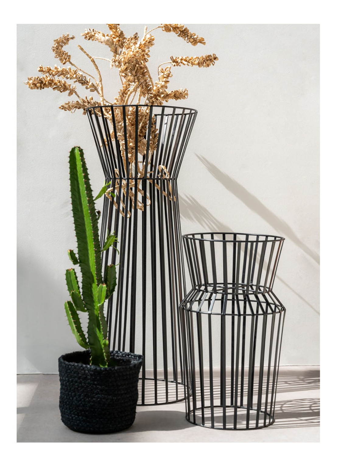 Urban Nature Culture Plantenbak van ijzer voor binnen Ø35 cm - voorkant 4 zwart