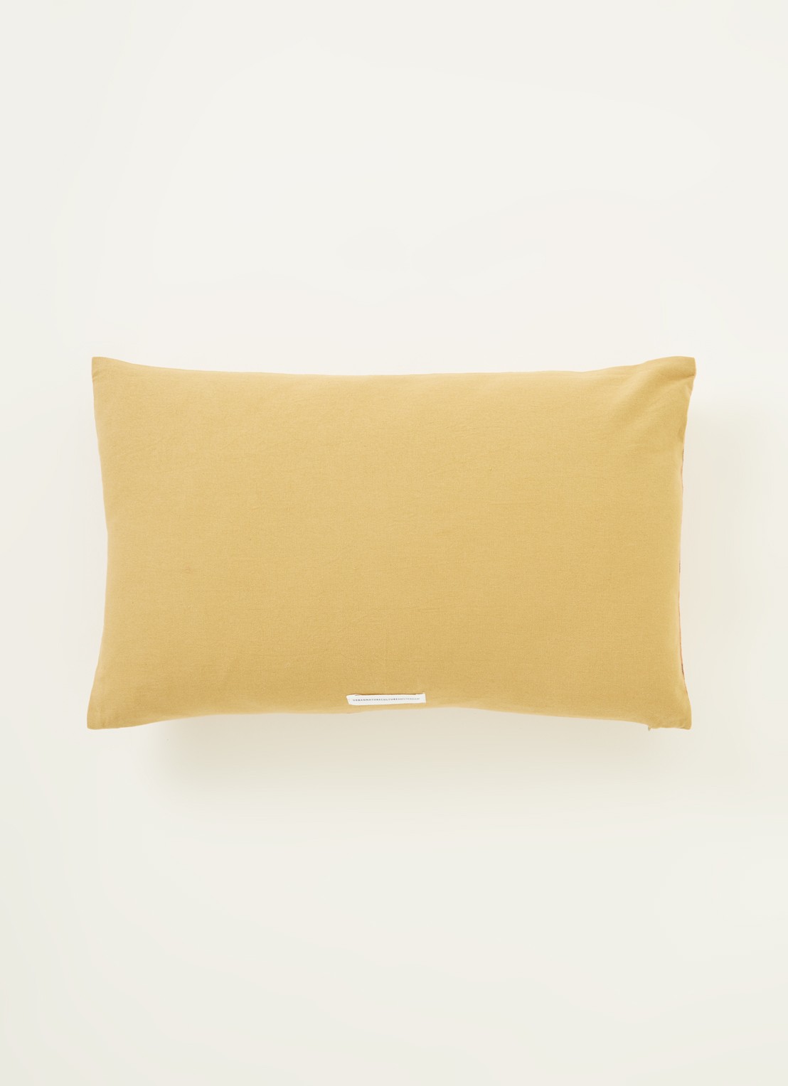 Urban Nature Culture Softness sierkussen 30 x 50 cm - voorkant 2 roze