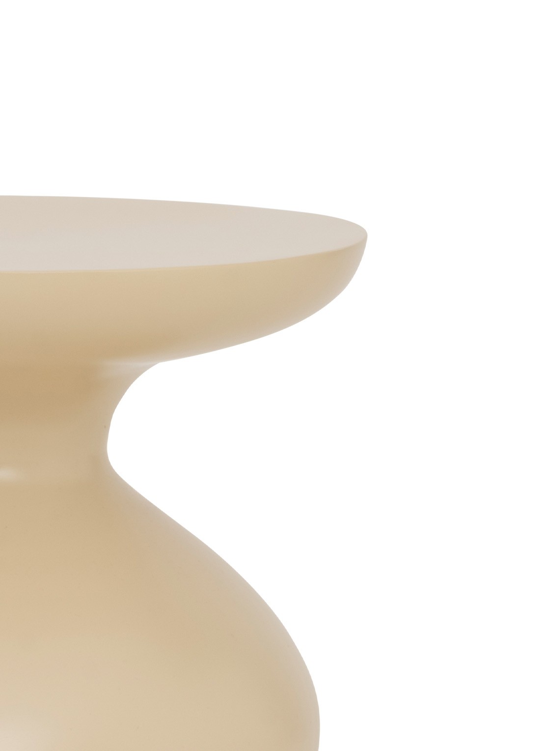 Urban Nature Culture Tummy bijzettafel 40 x 38 cm - detail 3 beige