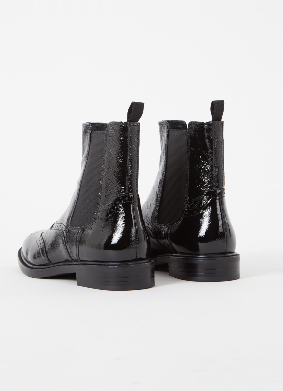 Vagabond Shoemakers Amina chelsea boot van lakleer met broque details - detail 2 zwart