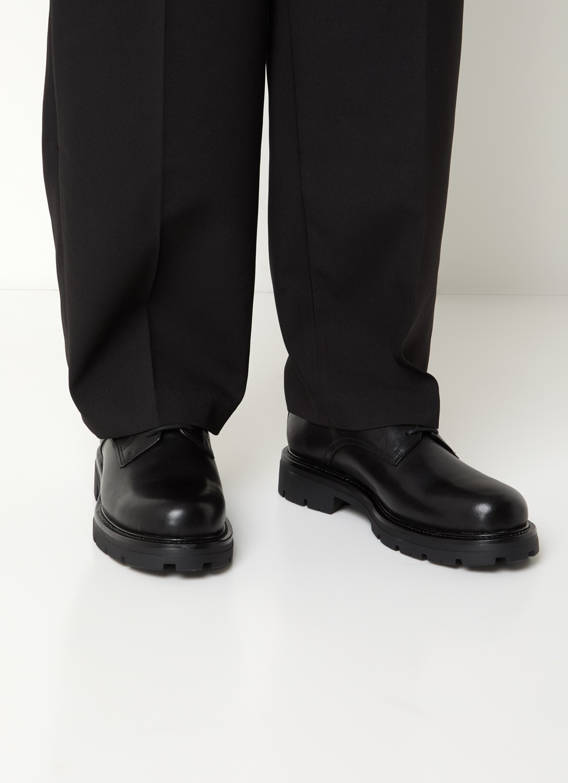 Vagabond Shoemakers Cameron veterschoen van leer - voorkant 5 zwart