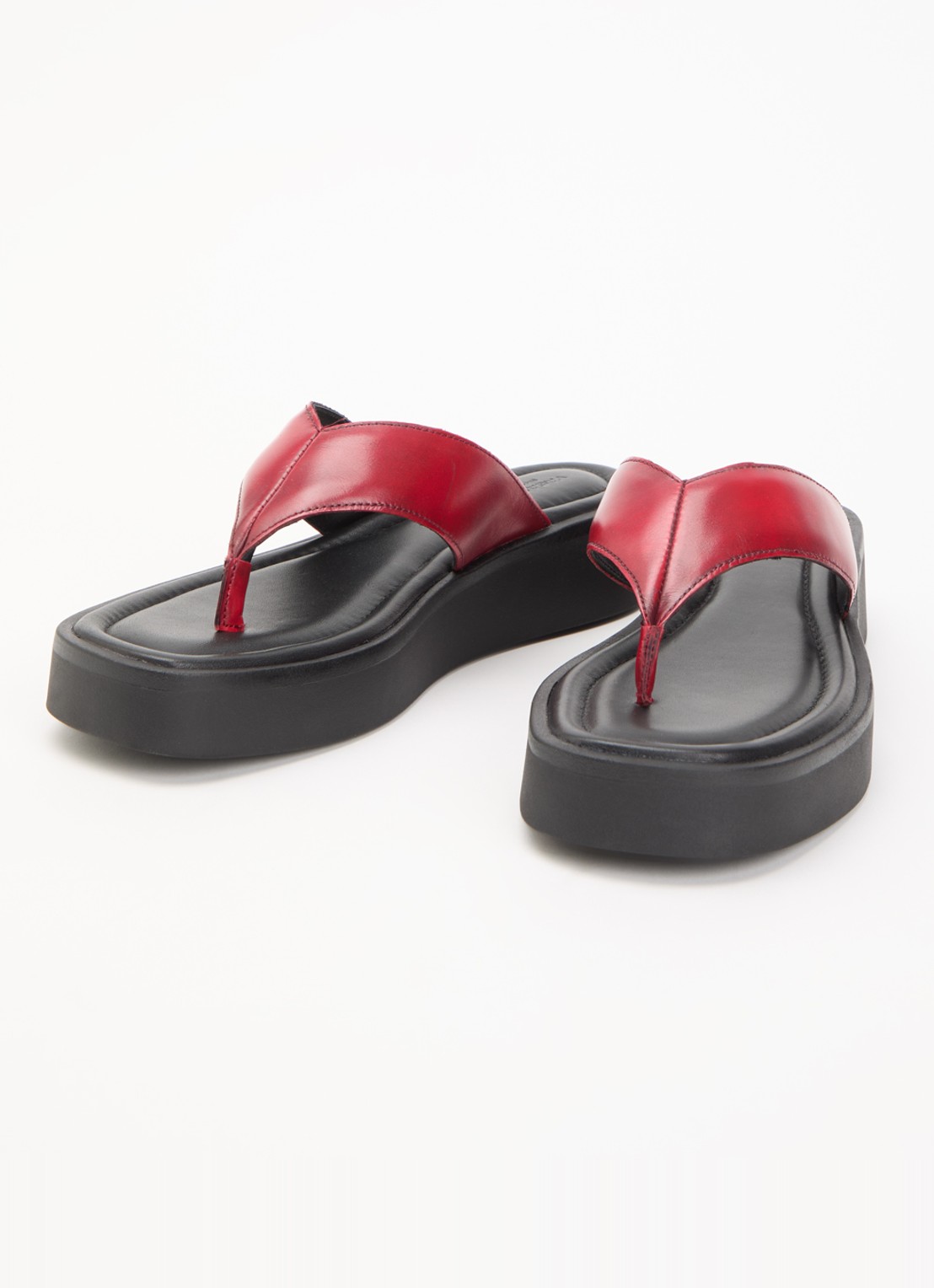 Vagabond Shoemakers Danya slipper van leer - detail 2 donkerrood
