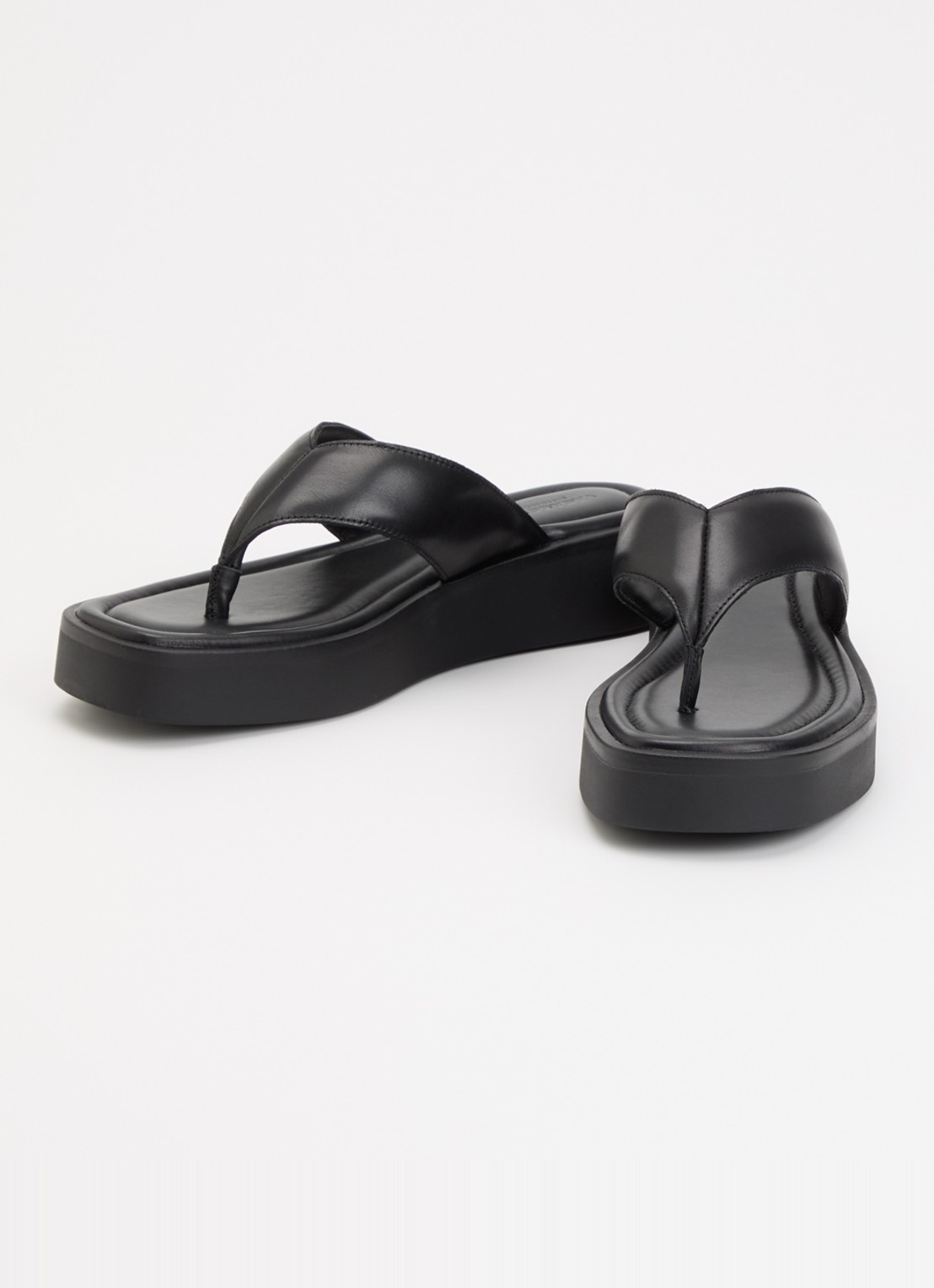 Vagabond Shoemakers Danya slippers van leer - detail 2 zwart