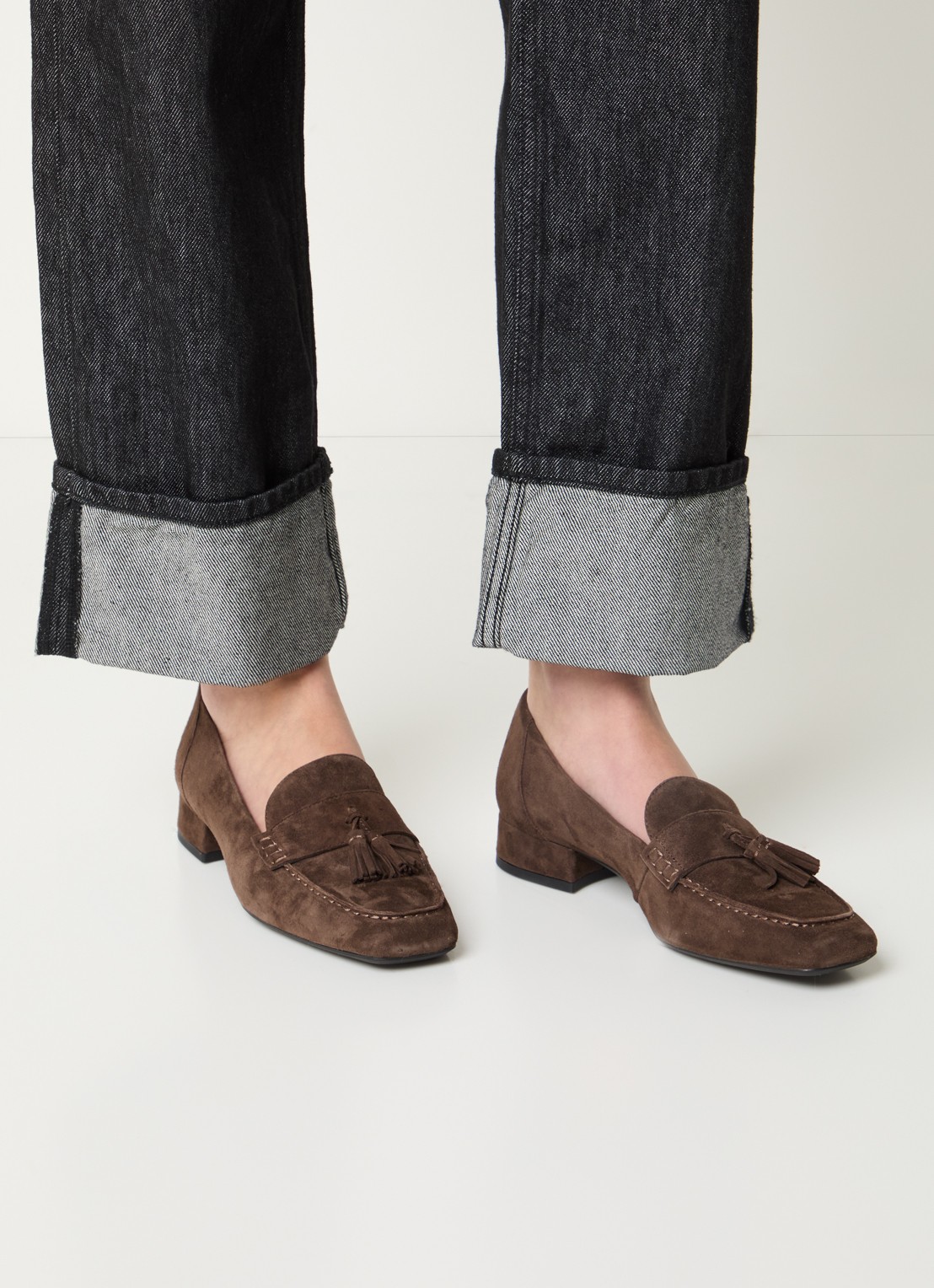 Vagabond Shoemakers Debbi loafer van suède met franjes - voorkant 3 donkerbruin