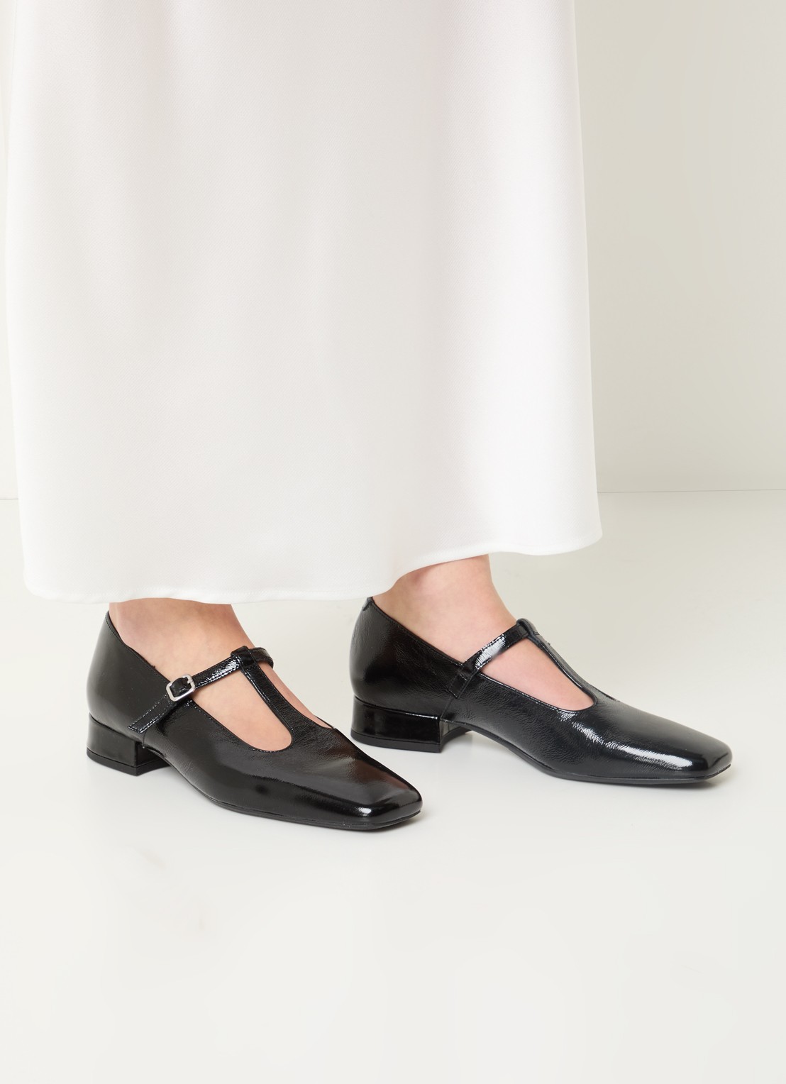 Vagabond Shoemakers Debbi Mary Jane pump van leer met lakfinish - voorkant 3 zwart
