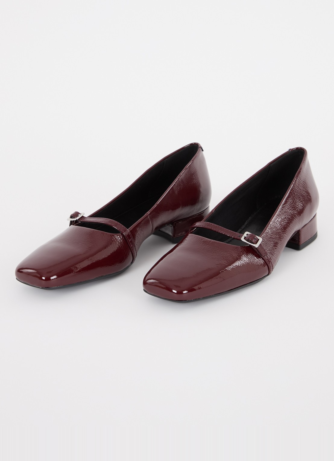 Vagabond Shoemakers Debbi pump van lakleer - detail 4 bordeauxrood