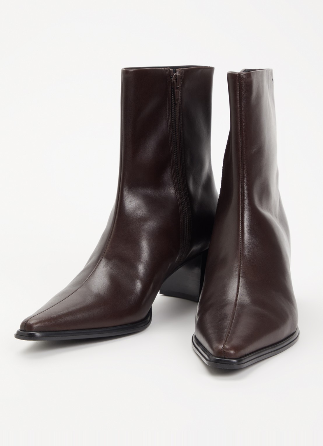 Vagabond Shoemakers Giselle enkellaarsje van leer - detail 4 chocoladebruin