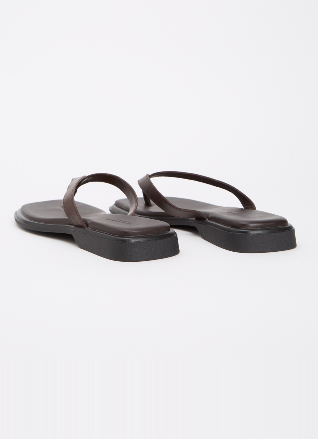 Vagabond Shoemakers Izzy slipper van leer - achterkant 5 donkerbruin