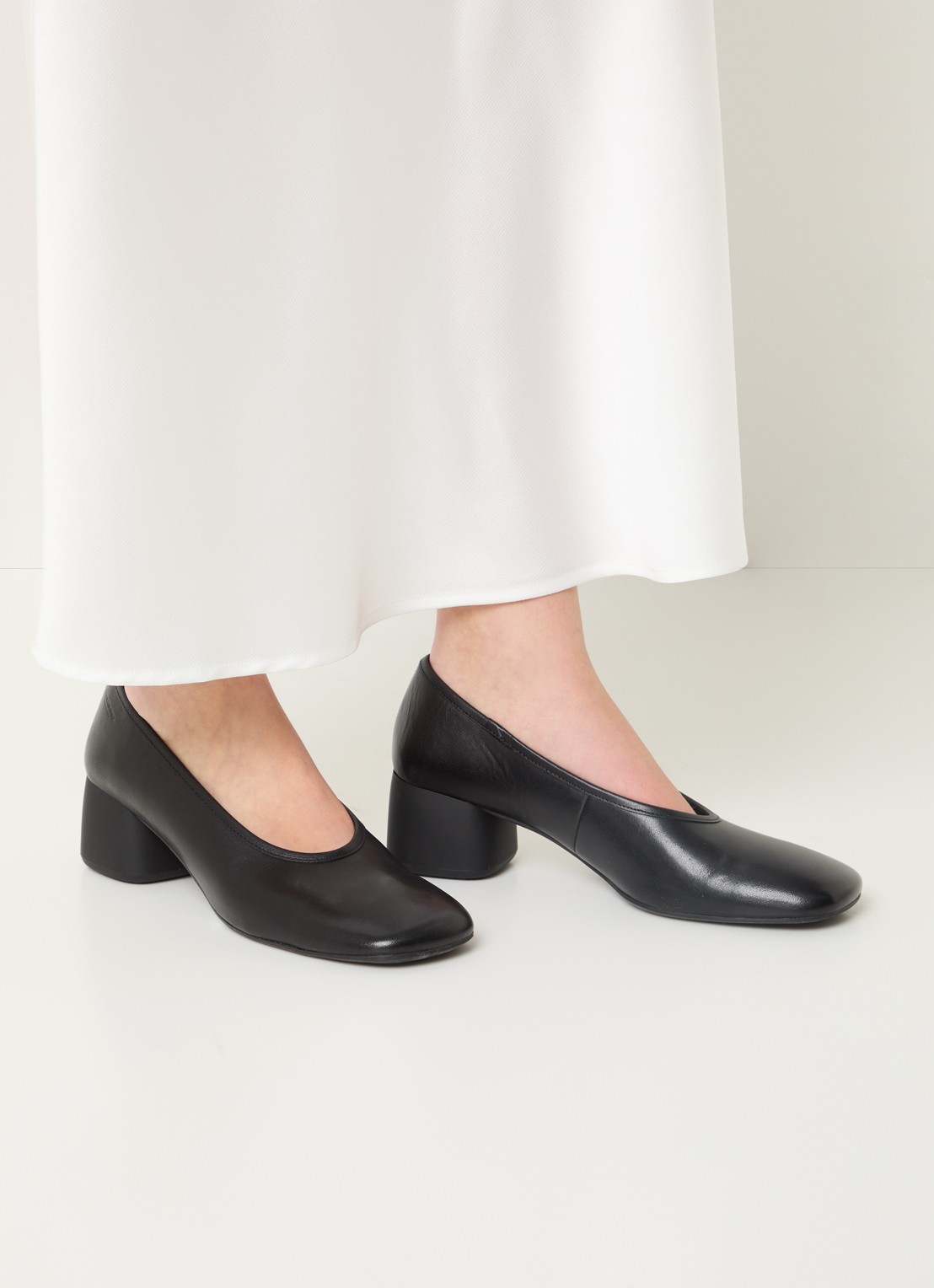 Vagabond Shoemakers Livia pump van leer - voorkant 5 zwart