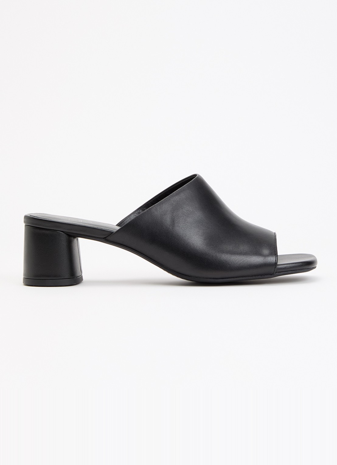 Vagabond Shoemakers Piper muiltje van leer - voorkant 5 zwart