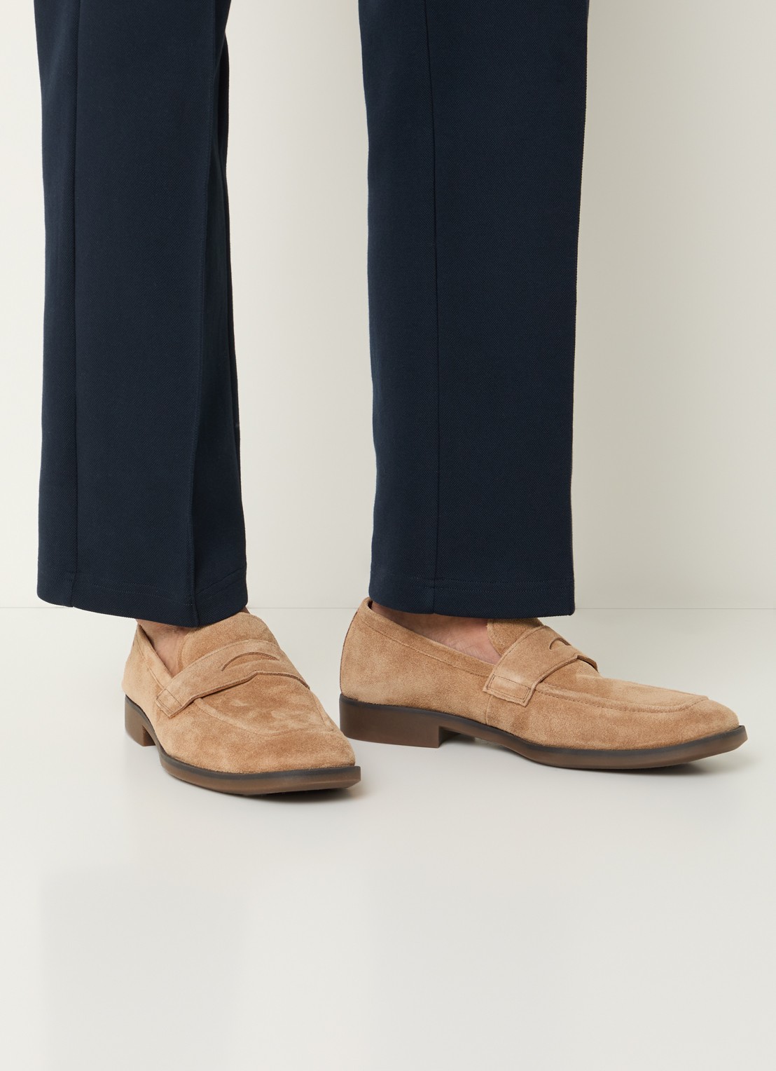 Vagabond Shoemakers Troy loafer van suède - voorkant 2 zand
