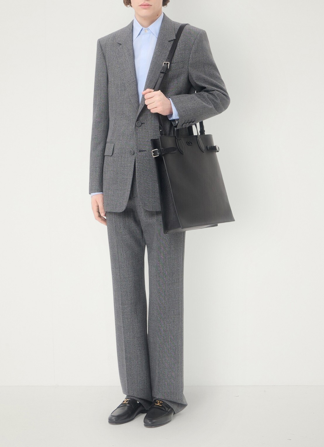 Valentino Garavani Antibes Medium handtas van kalfsleer - detail 6 zwart