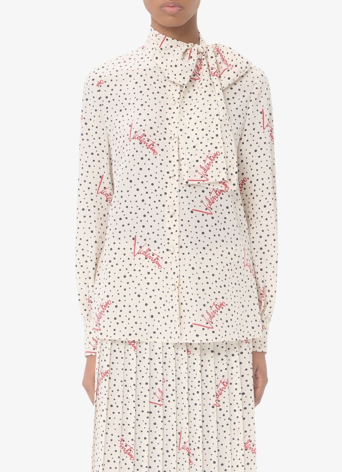 Valentino Garavani Blouse van zijde met logoprint en strikkraag - detail 4 creme
