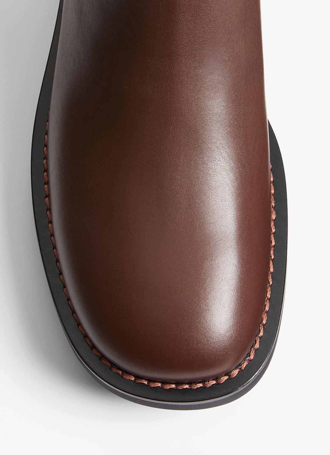 Valentino Garavani Chelsea boot van kalfsleer - detail 2 donkerbruin