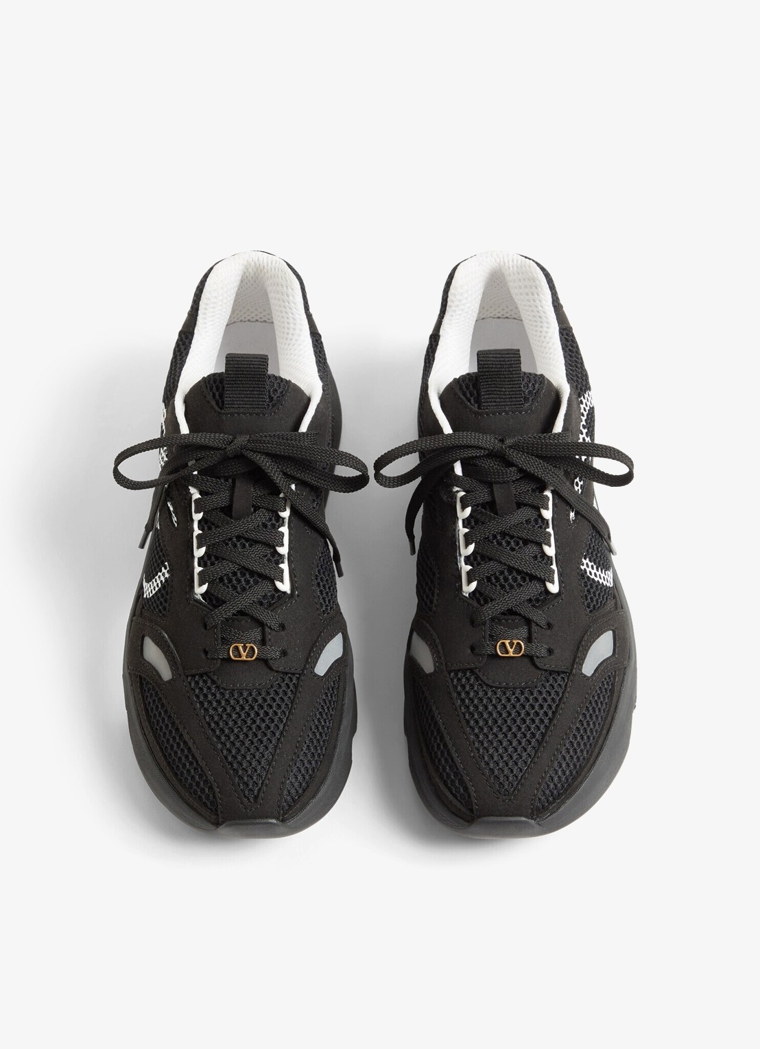 Valentino Garavani Demivee sneaker met suède details - detail 5 zwart