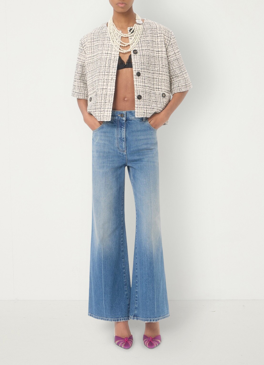 Valentino Garavani Mid waist flared jeans met medium wassing - voorkant 3 indigo