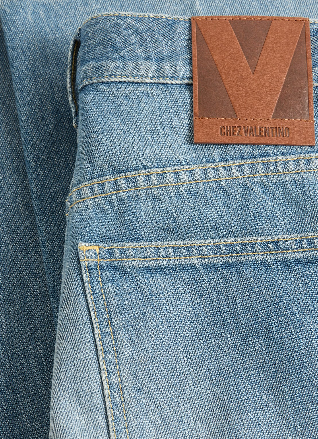 Valentino Garavani Mid waist straight leg jeans met medium wassing - detail 3 indigo