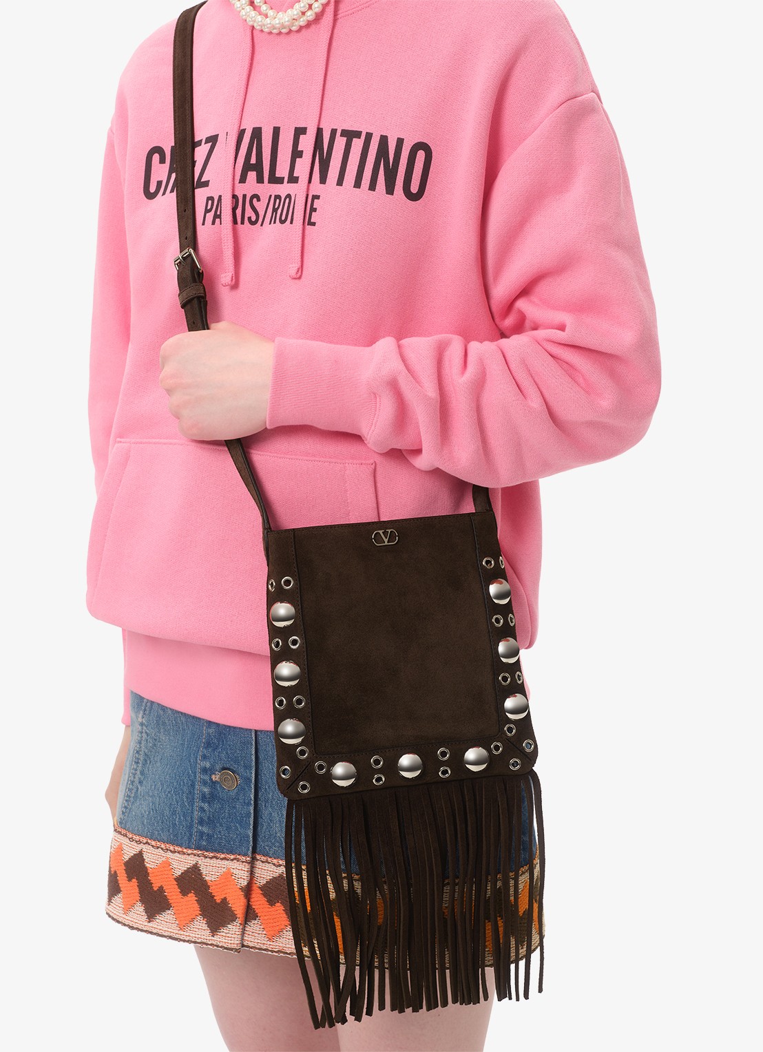 Valentino Garavani Nellcôte Small crossbodytas van suède met studs en franjes - voorkant 8 bruin