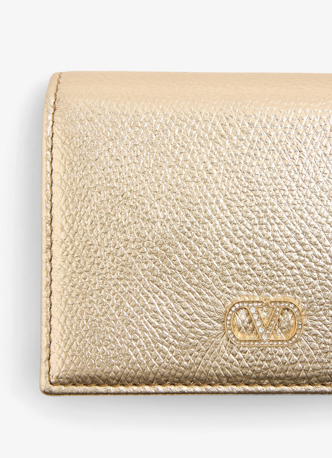 Valentino Garavani Portemonnee van kalfsleer met metallic finish - detail 4 goud