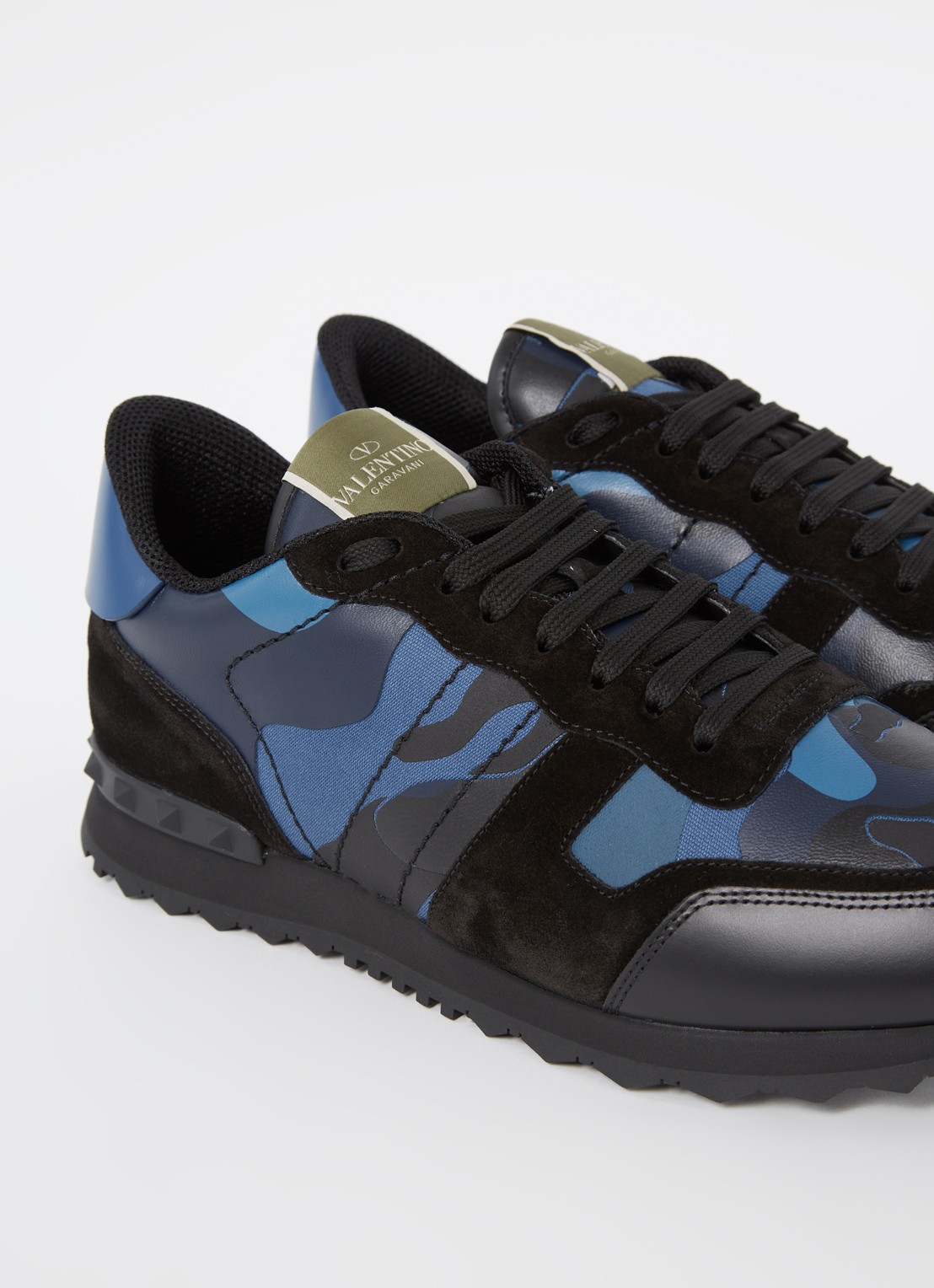 Valentino Garavani Rockrunner sneaker van leer met suède details - detail 6 blauw