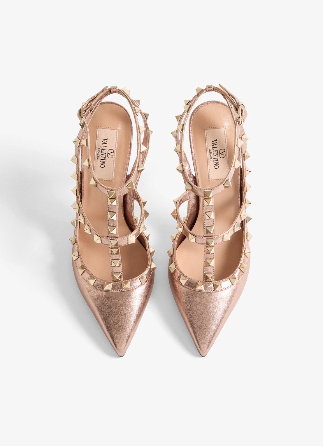 Valentino Garavani Rockstud sandalette van schapenleer met metallic finish en studs - detail oudroze