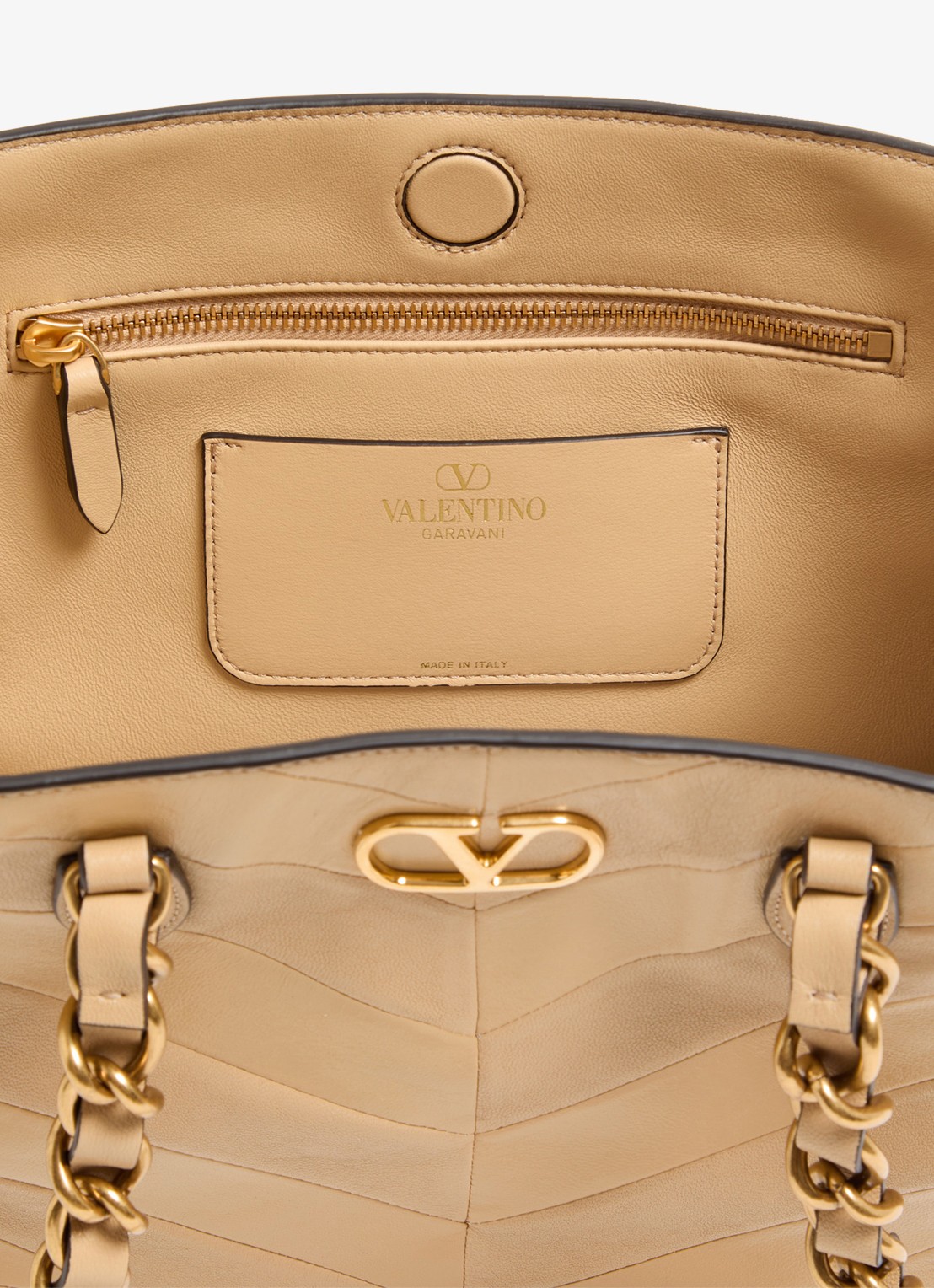 Valentino Garavani Shopper van lamsleer - detail 4 beige