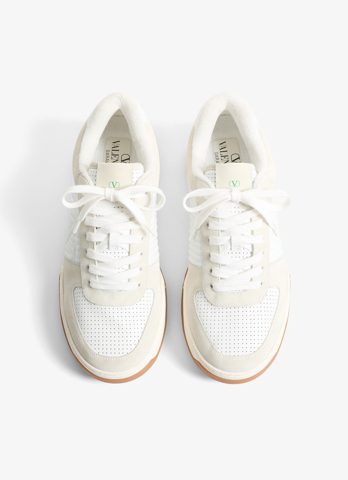 Valentino Garavani Sneaker van leer met suède details - detail 4 gebroken wit