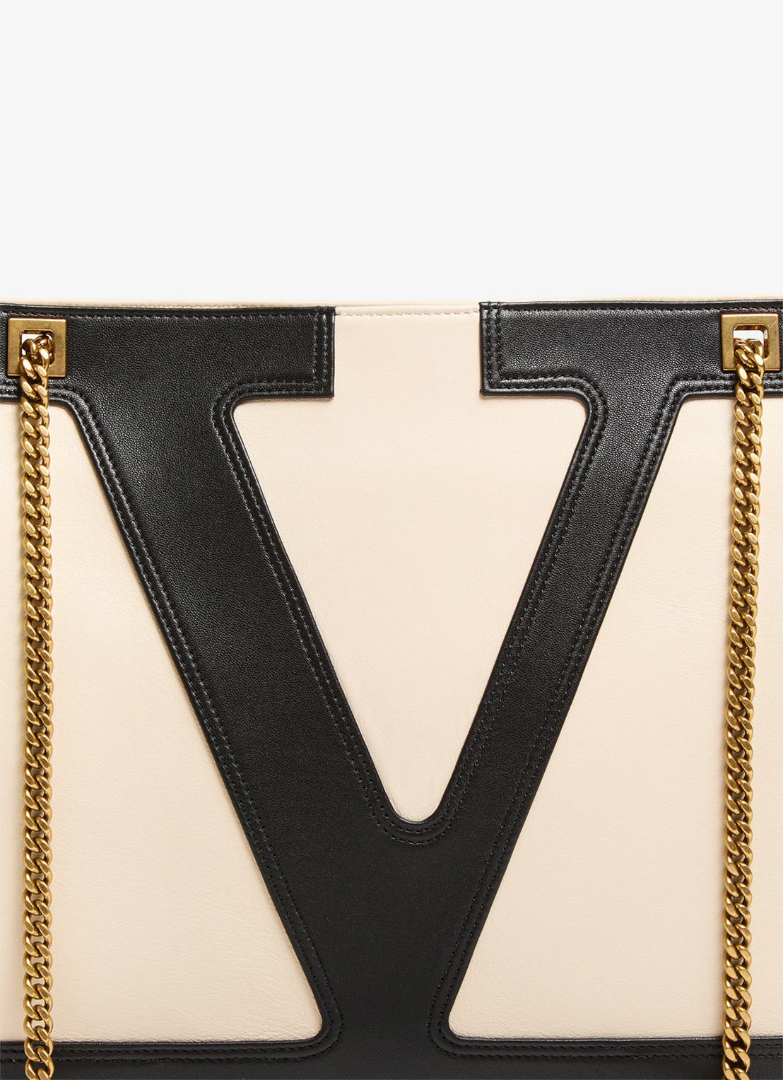 Valentino Garavani Viva Superstar Medium schoudertas van lamsleer - detail 6 gebroken wit