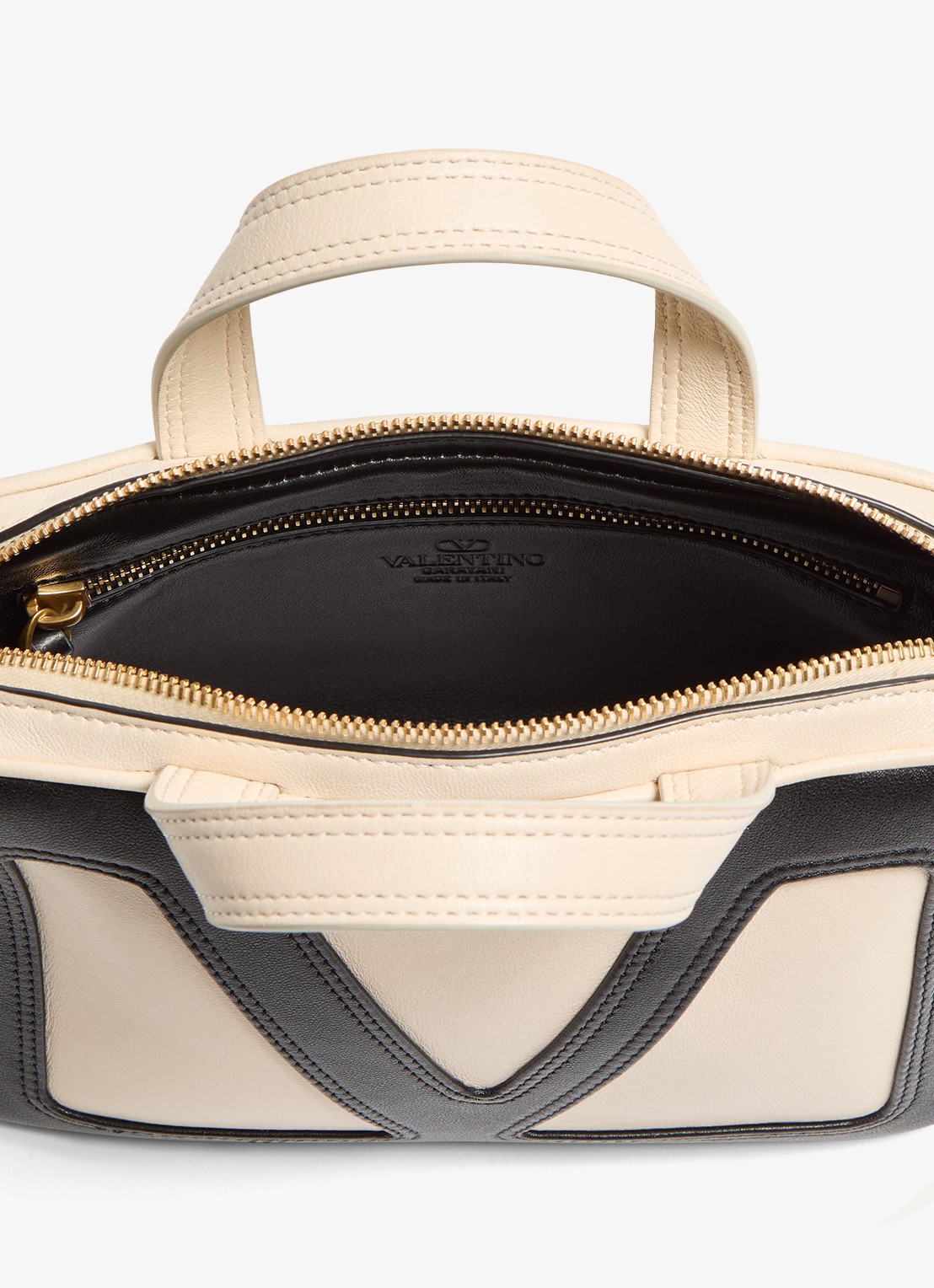 Valentino Garavani Viva Superstar Small handtas van lamsleer - detail 5 creme