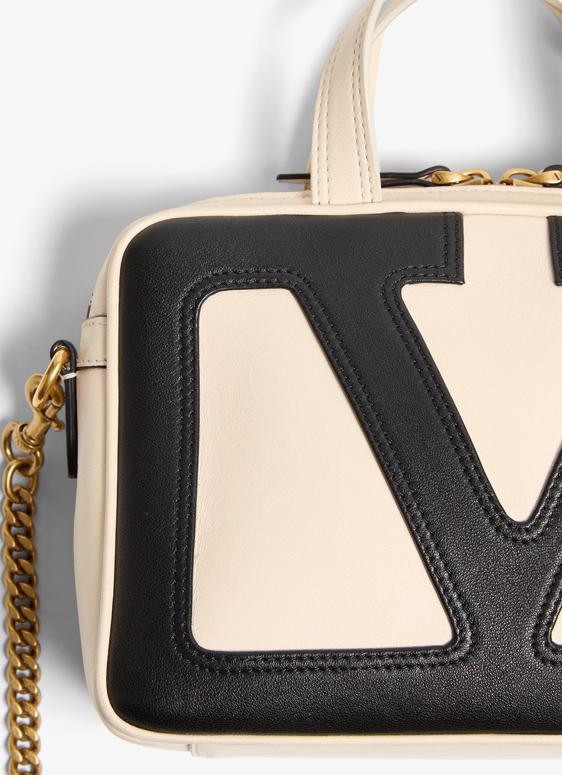Valentino Garavani Viva Superstar Small handtas van lamsleer - detail 6 creme