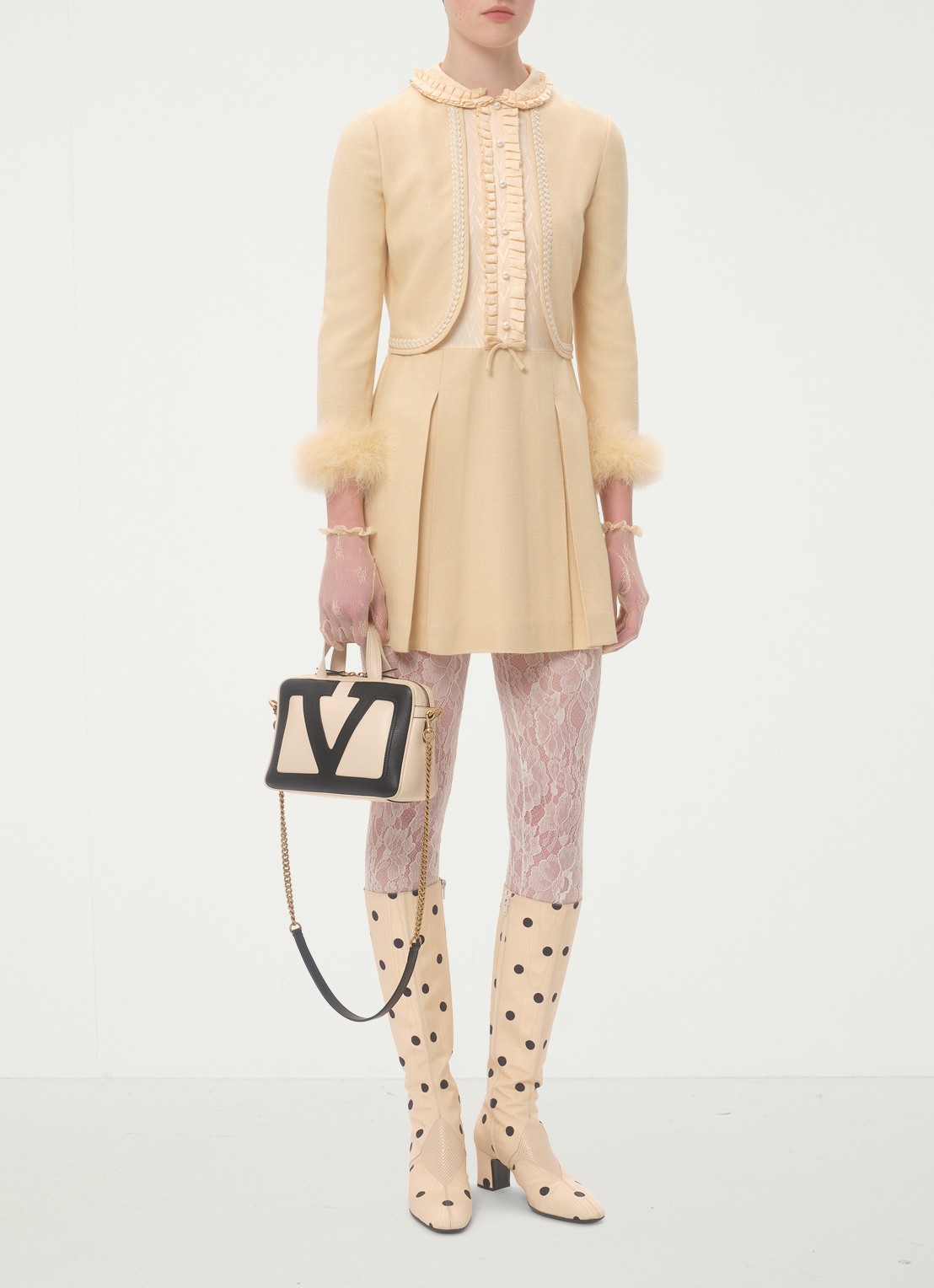 Valentino Garavani Viva Superstar Small handtas van lamsleer - detail 7 creme