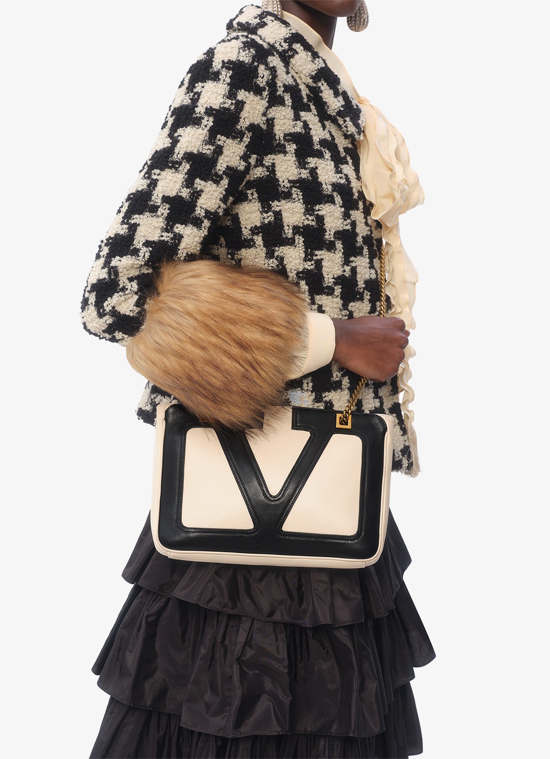 Valentino Garavani Viva Superstar Small schoudertas van lamsleer - voorkant 2 gebroken wit
