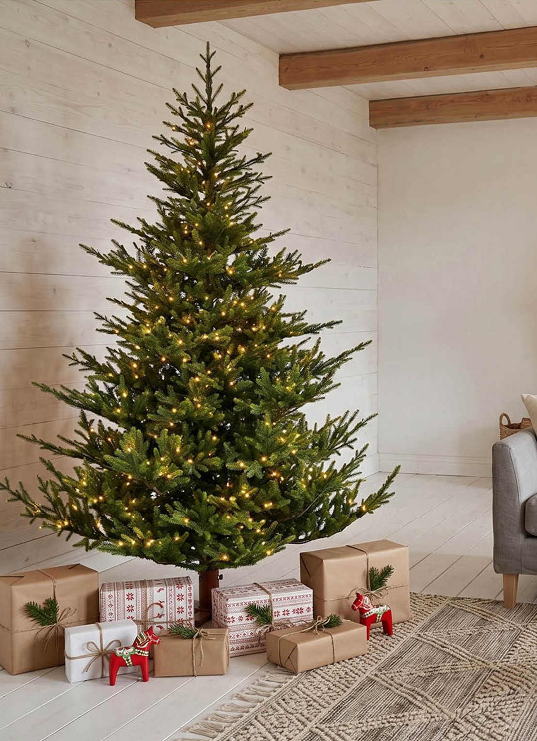 Van Der Gucht Sami Mountain Spruce kunstkerstboom 213 cm - voorkant 3 groen