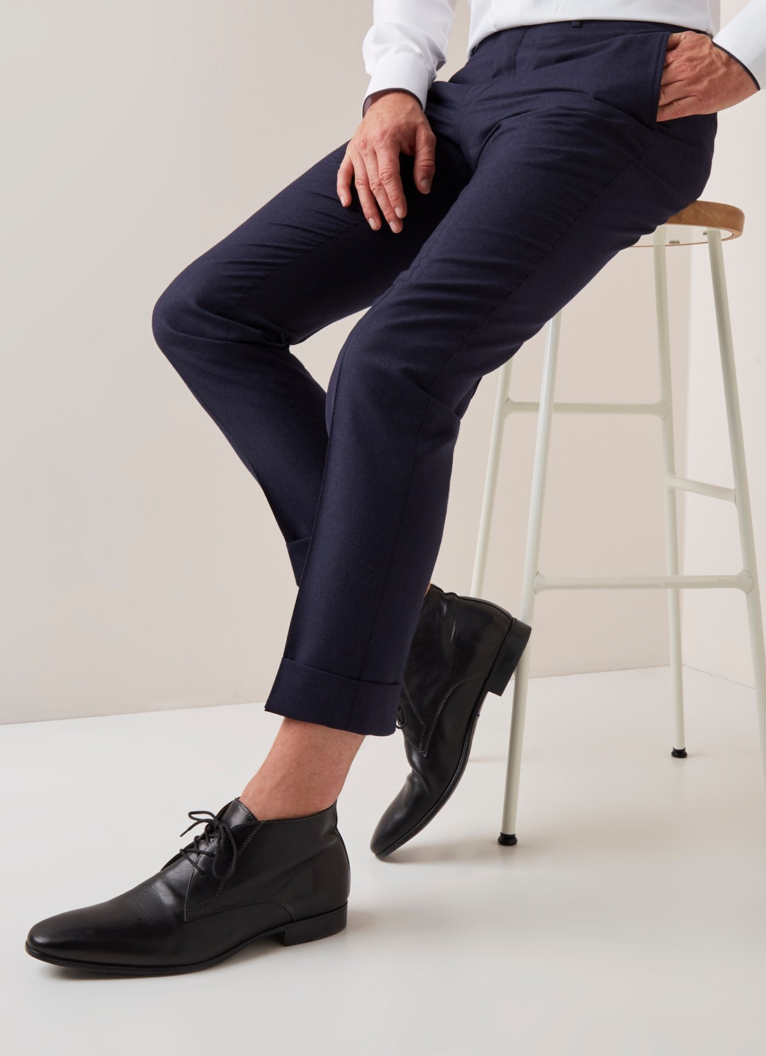 Van Gils Bull Split slim fit pantalon in wolblend - detail 4 donkerblauw