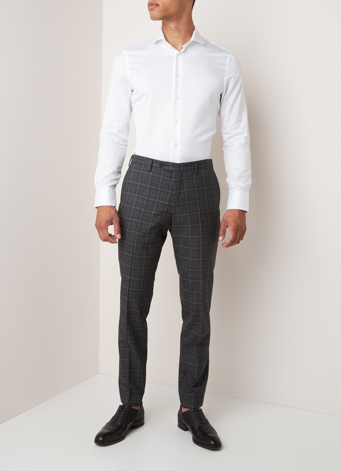 Van Gils Edar slim fit overhemd met wide spread-kraag - voorkant 4 wit
