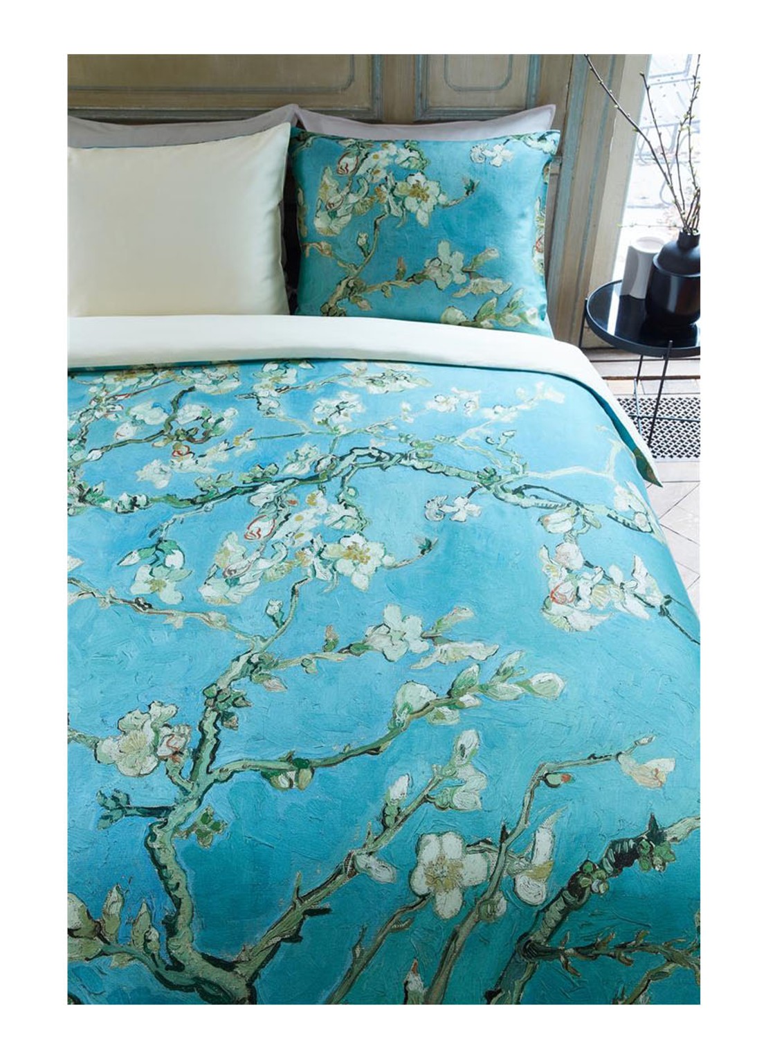 Van Gogh Museum Almond Blossom katoensatijn dekbedovertrekset - inclusief kussenslopen - detail 3 blauw