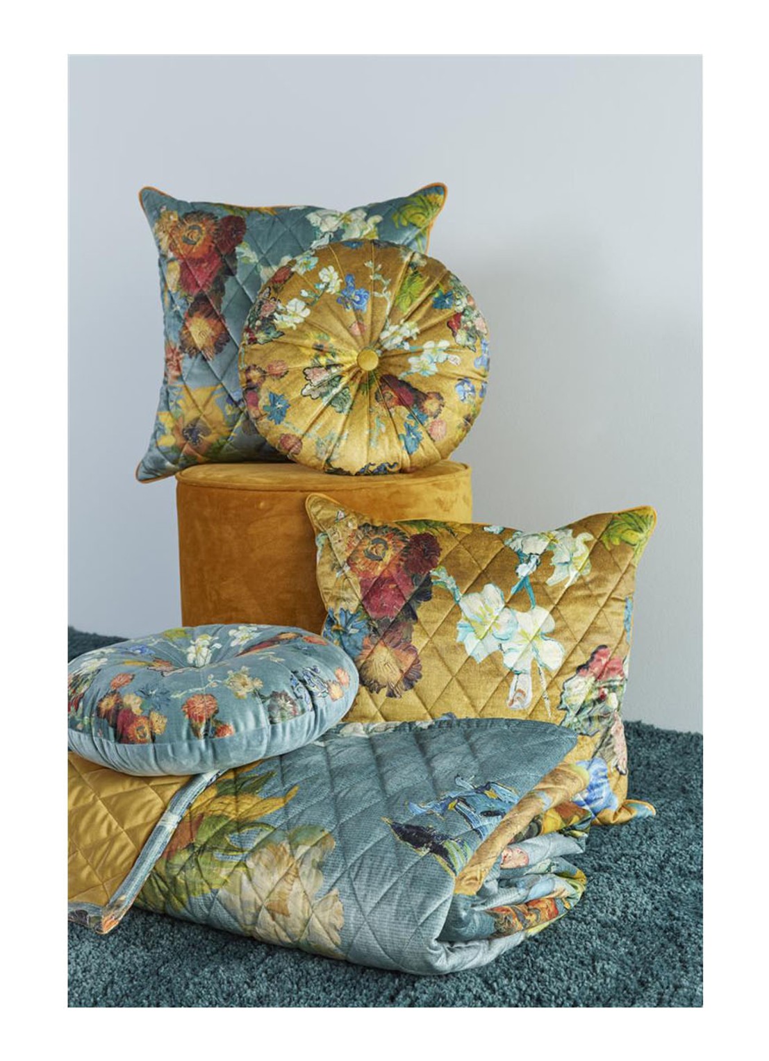 Van Gogh Museum Boule de Fleurs sierkussen Ø40 cm - voorkant 2 goud
