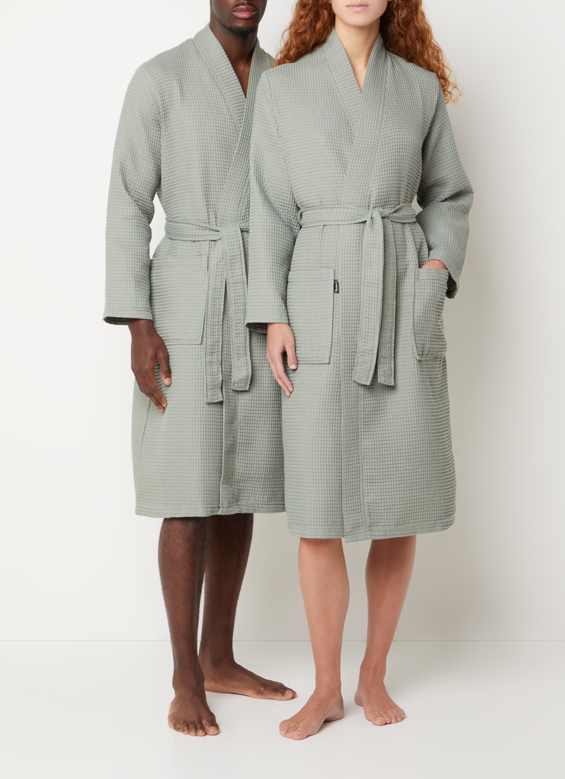 Vandyck Biarritz badjas met structuur - unisex - voorkant 3 olijfgroen