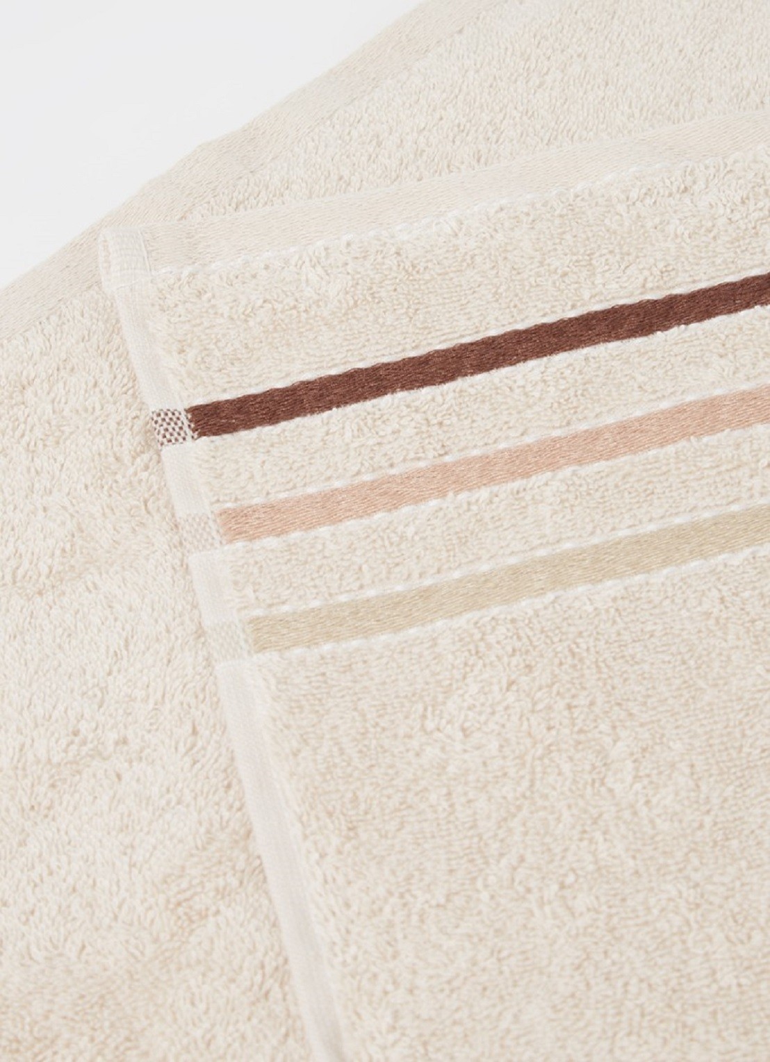 Vandyck Prestige Lines badhanddoek - 50 gr/m2 - 60 x 110 cm - detail creme