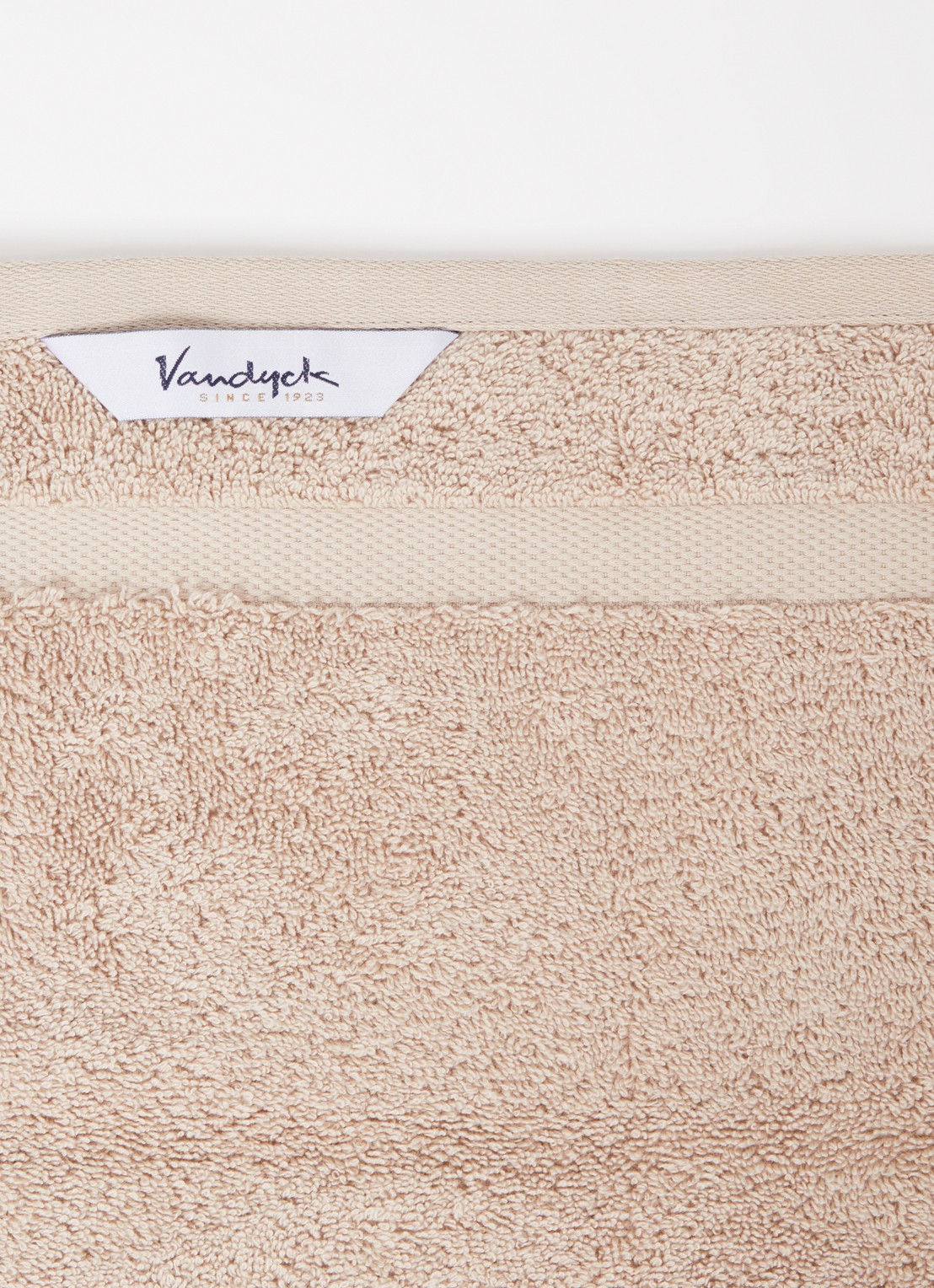 Vandyck Ranger badhanddoek - 650 gr/m2 - 68 x 127 cm - detail beige