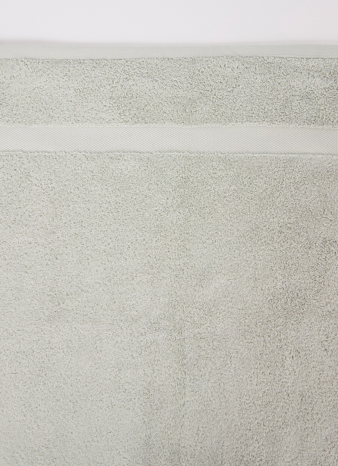 Vandyck Ranger badhanddoek - 650 gr/m2 - 68 x 127 cm - detail lindegroen