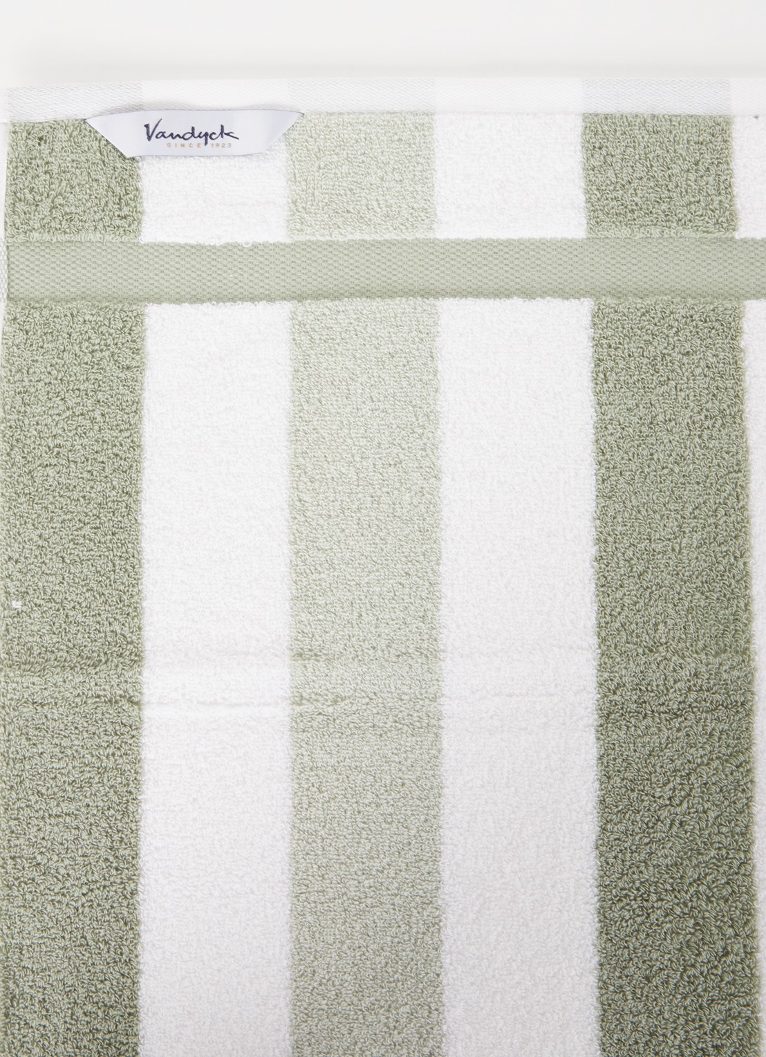 Vandyck Vancouver badhanddoek - 650 gr/m2 - 55 x 100 cm - detail 3 lindegroen