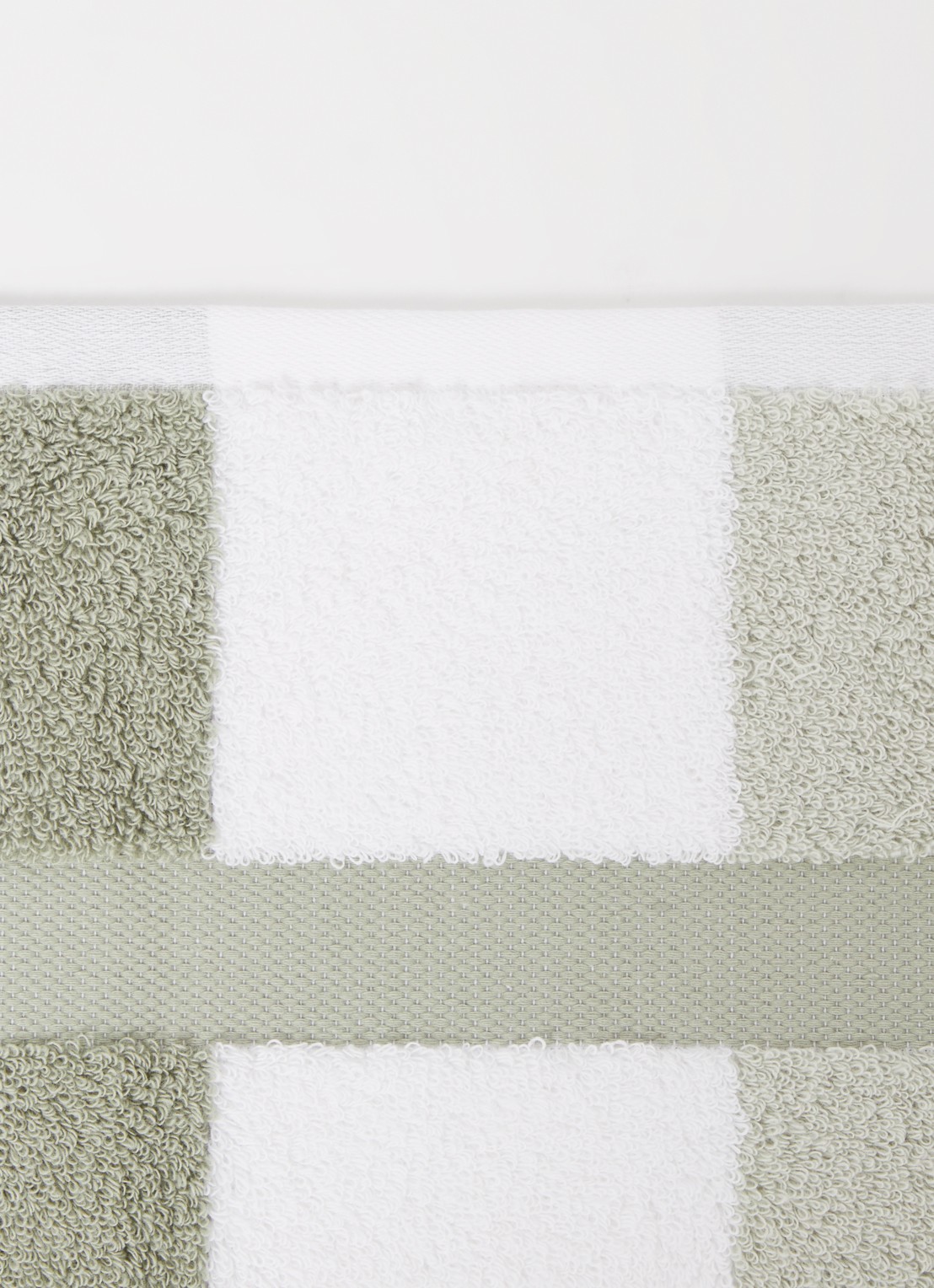 Vandyck Vancouver Fashion badhanddoek - 90 x 195 cm - detail groen