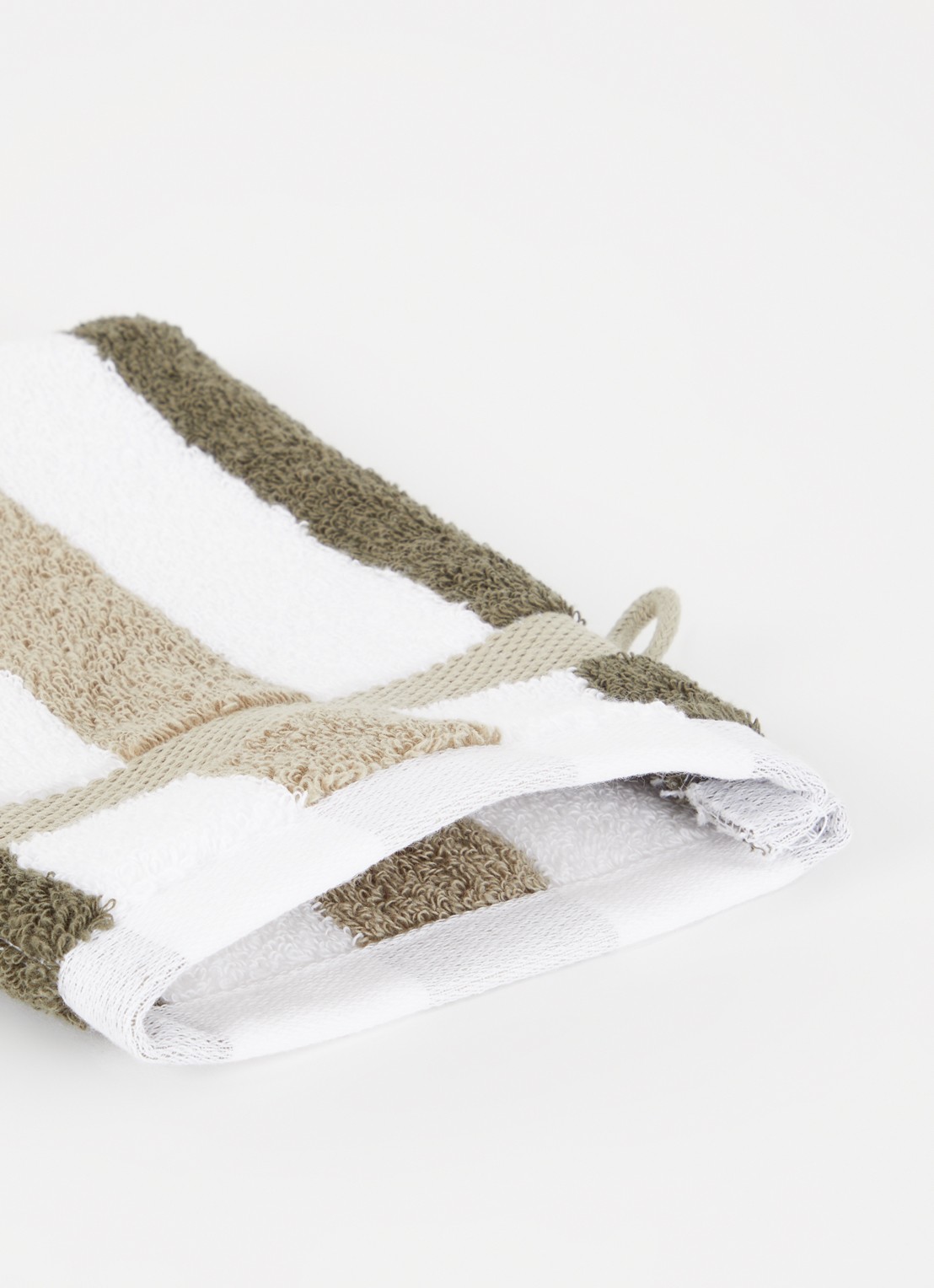 Vandyck Vancouver washand - 650 gr/m2 - 16 x 22 cm  - detail bronsgroen