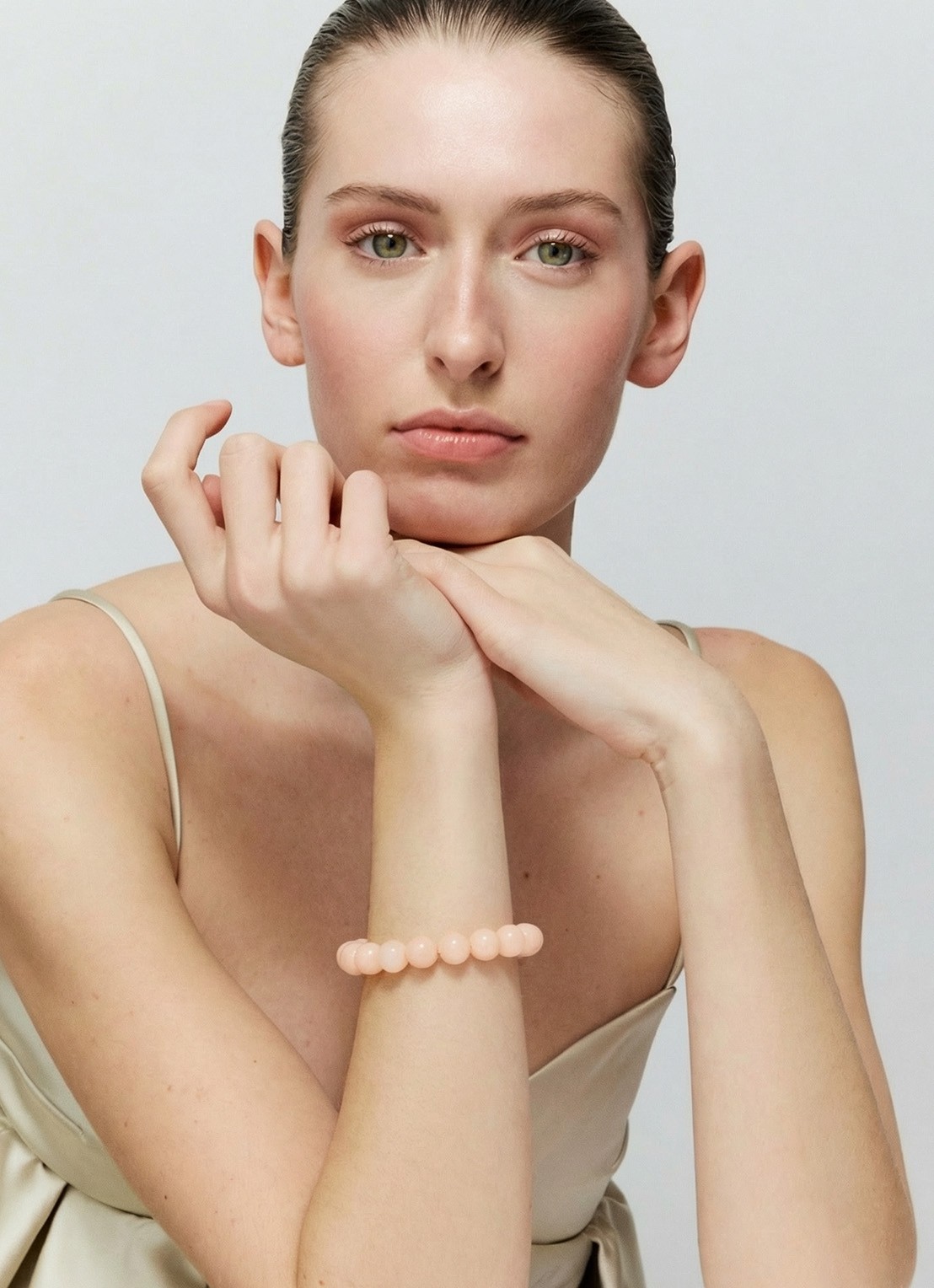 Vanessa Baroni Mini Beads armband - voorkant 3 peach sorbet