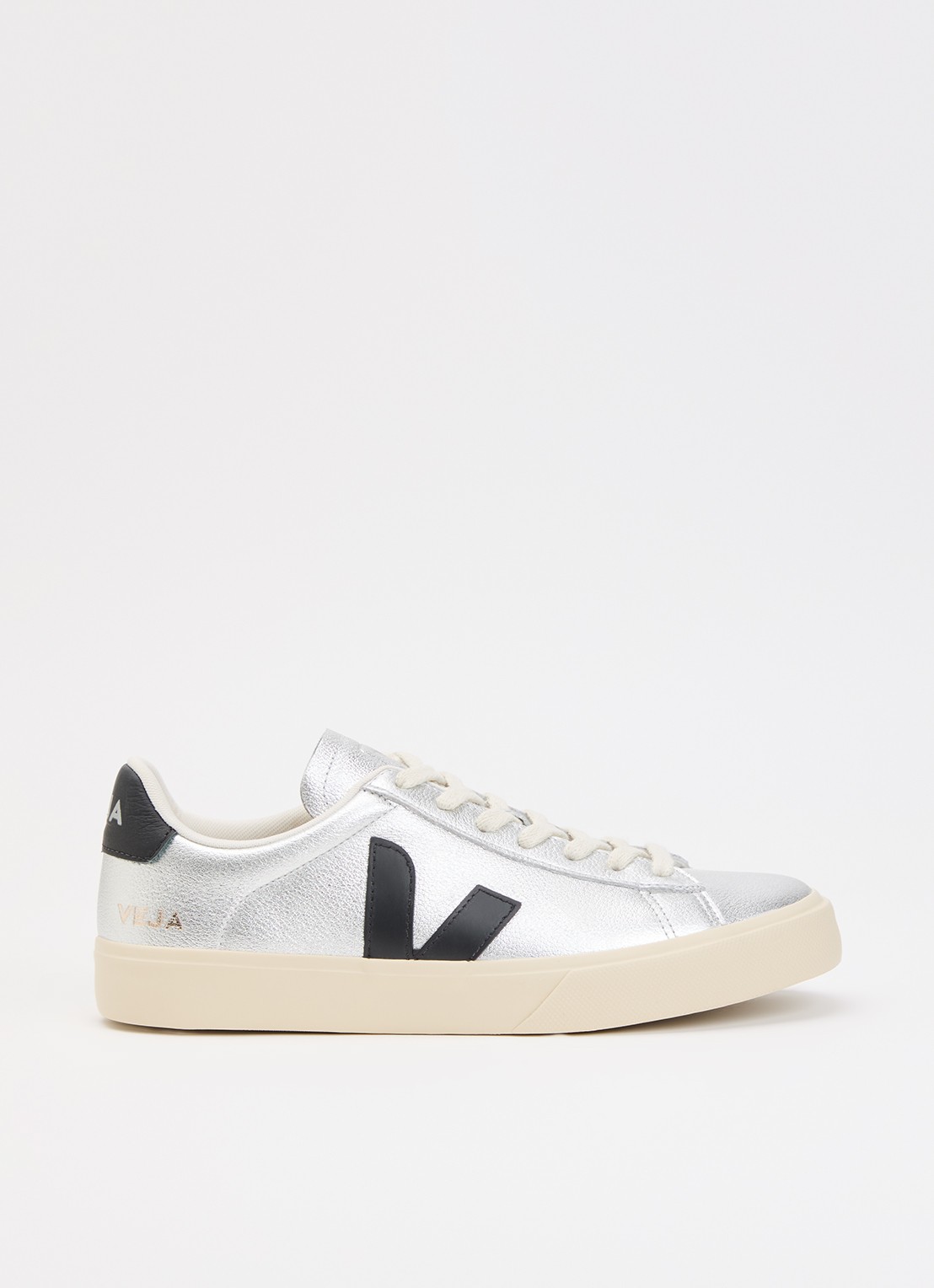 Veja Campo sneaker van leer met metallic finish - voorkant 5 zilver