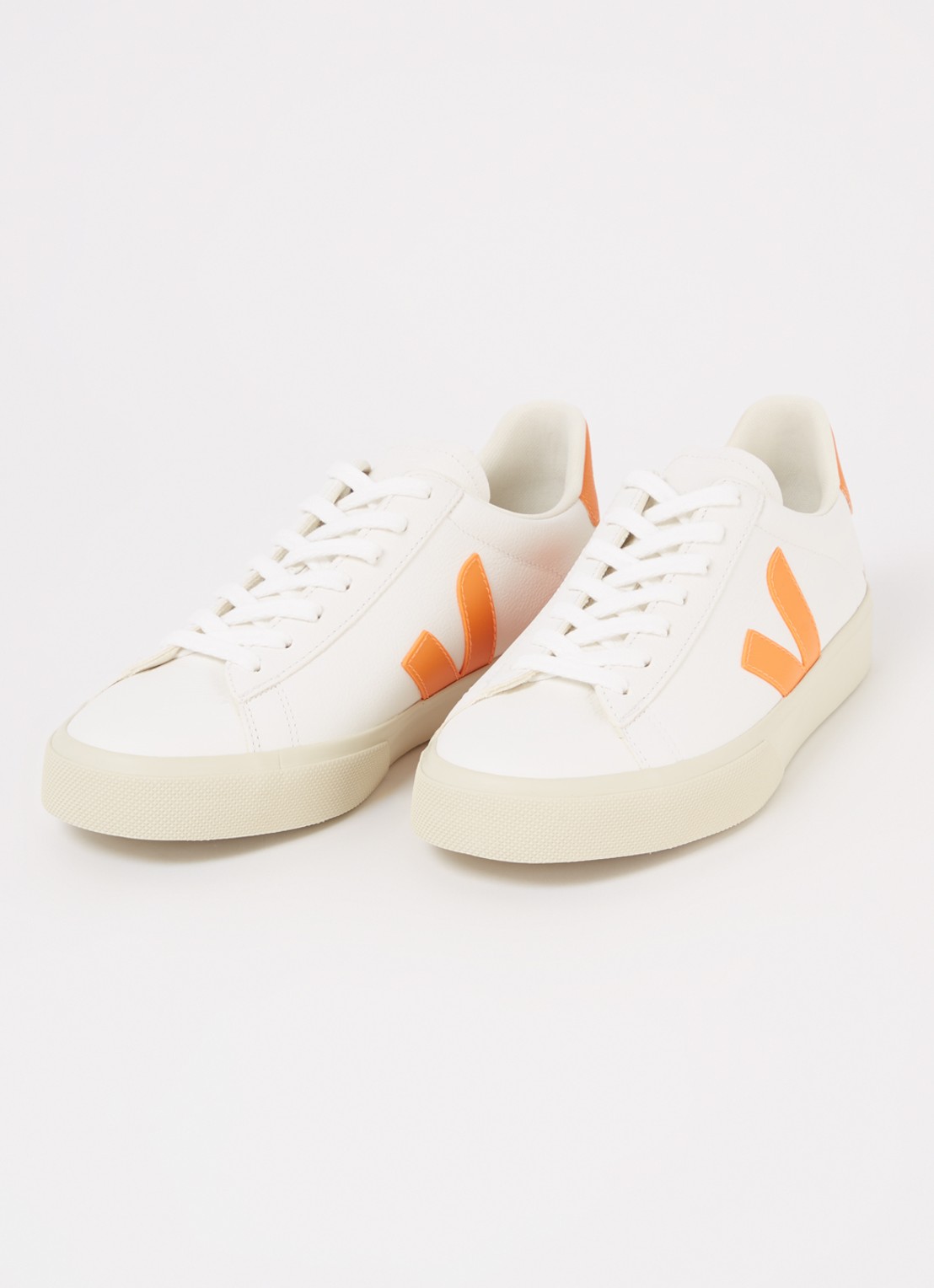 Veja Campo sneaker van leer - detail 2 orange
