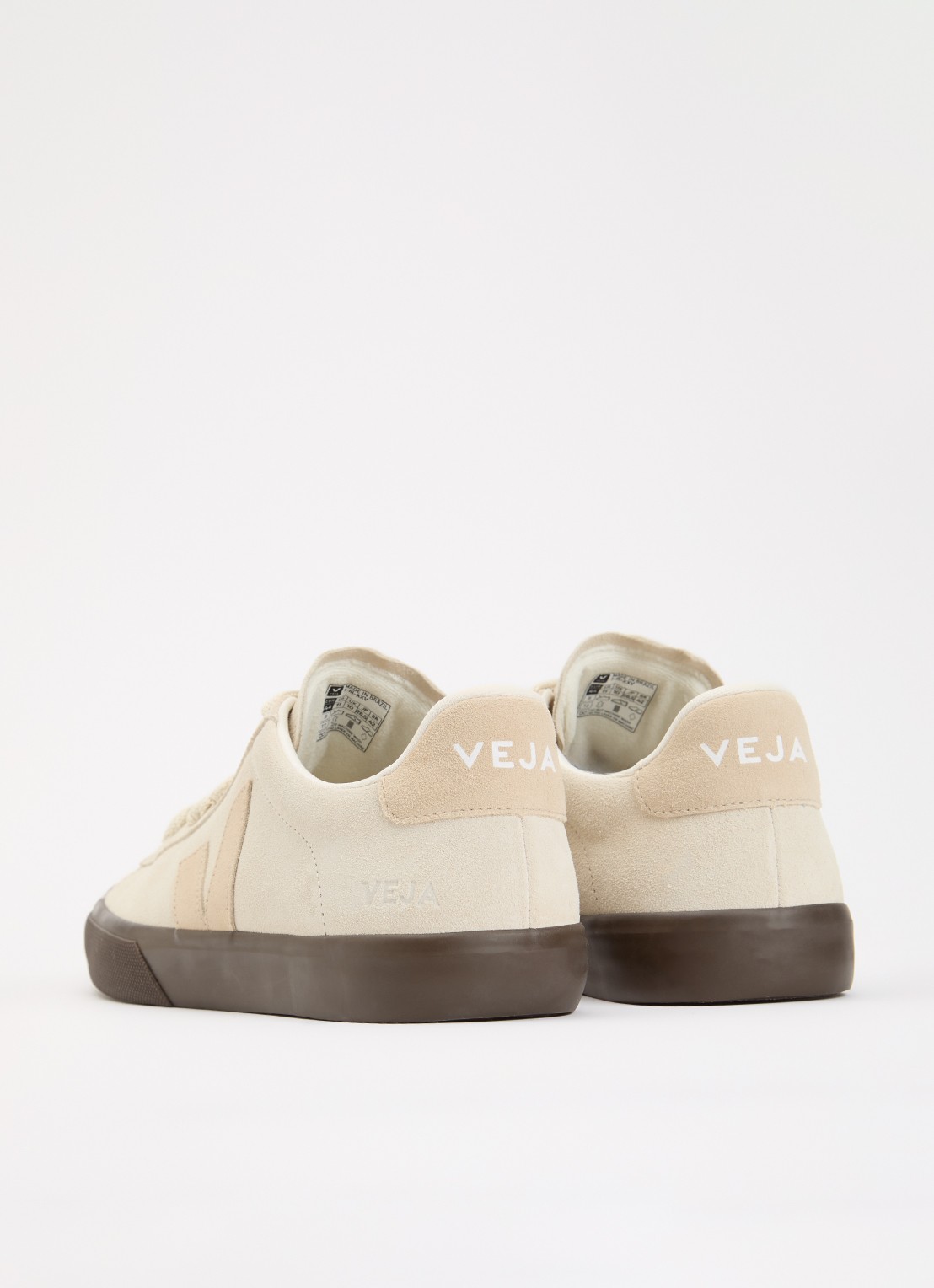 Veja Campo sneaker van suède - achterkant beige